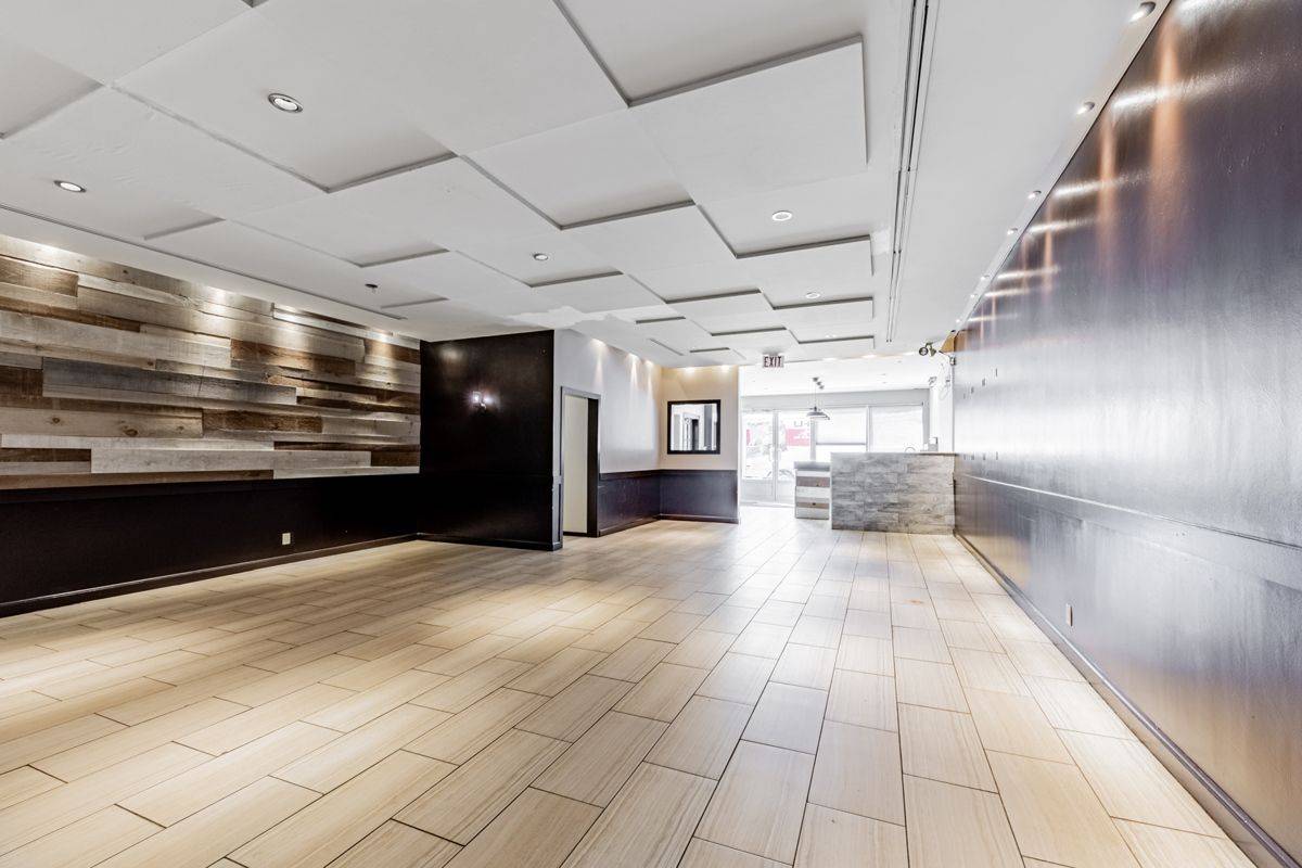 Toronto C04, ON M6C 2E2,1144 Eglinton AVE W