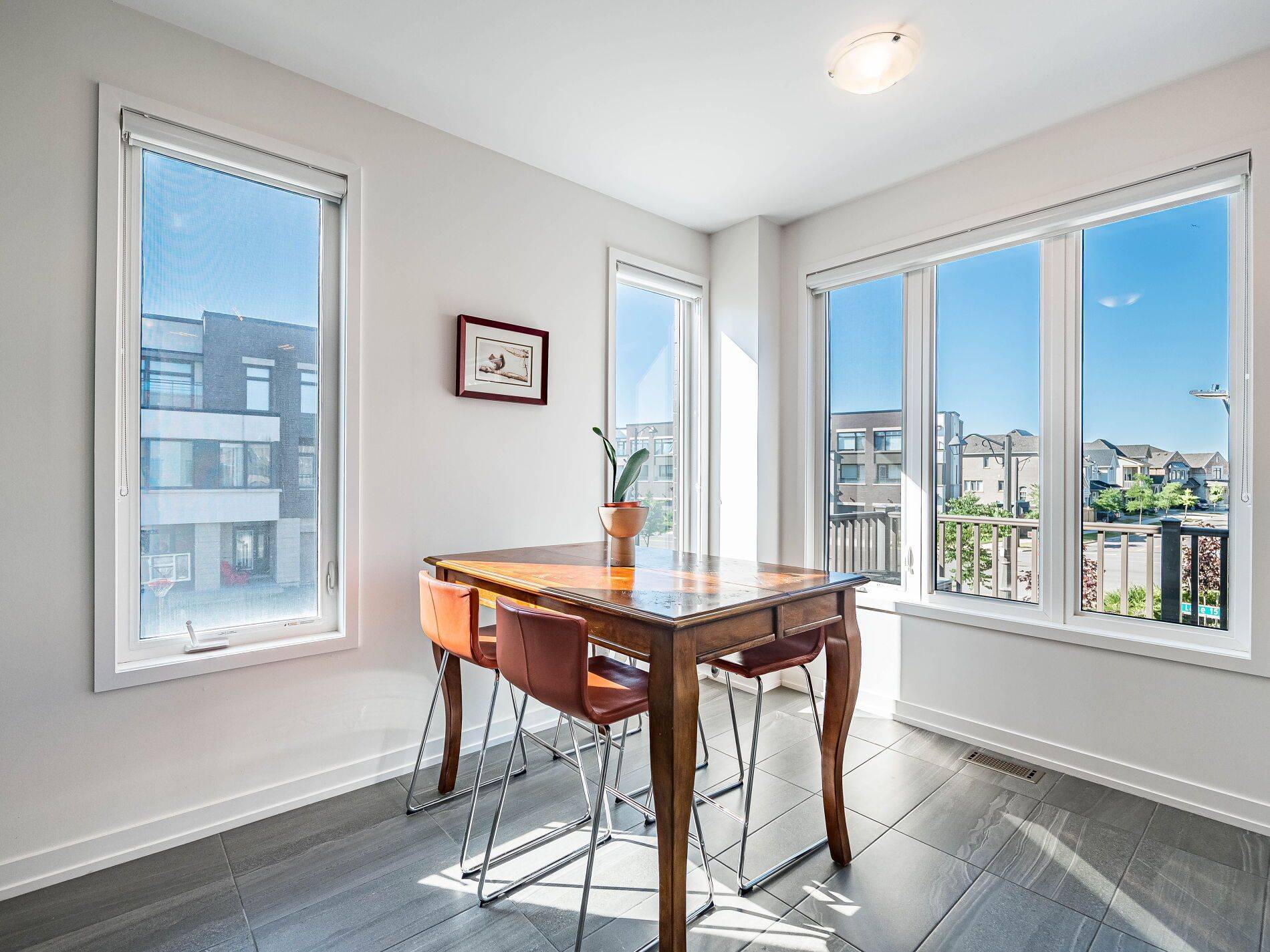 Oakville, ON L6H 0P2,3128 Mintwood CIR