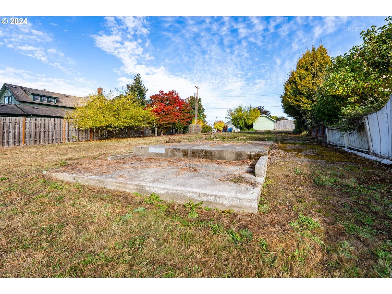 Carlton, OR 97111,420 W GRANT ST