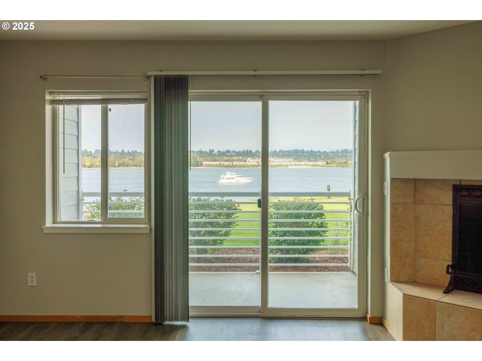 Portland, OR 97217,125 N HAYDEN BAY DR