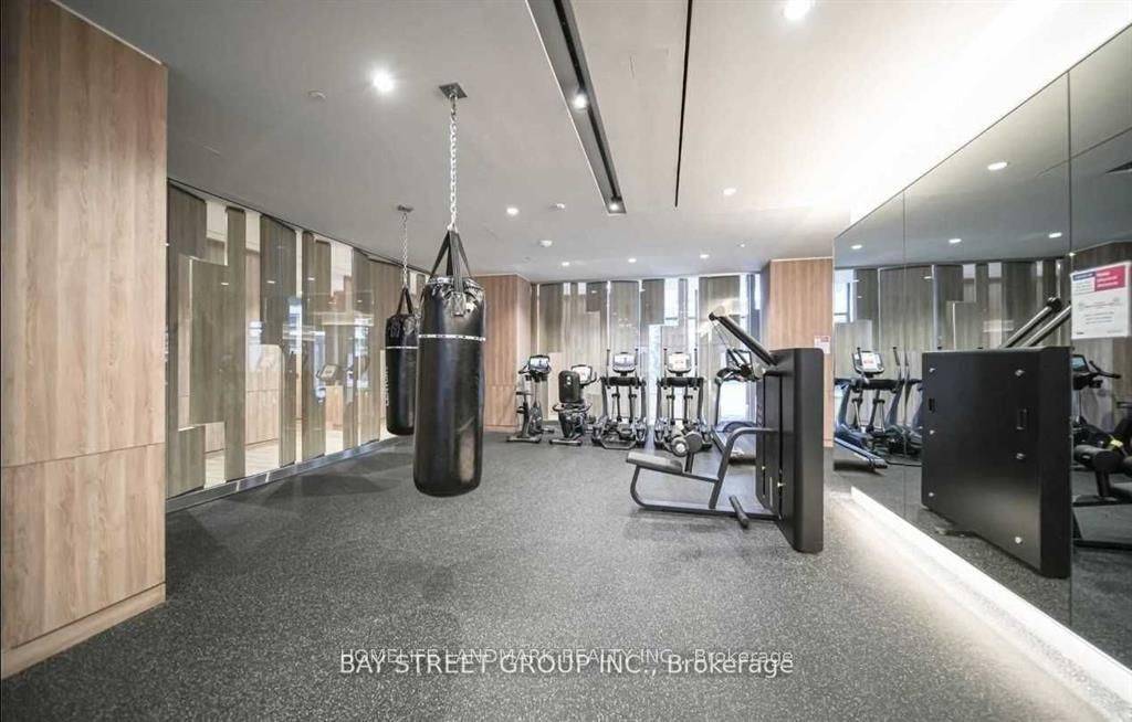 27 BATHURST ST #1113, Toronto C01, ON M5V 2P1