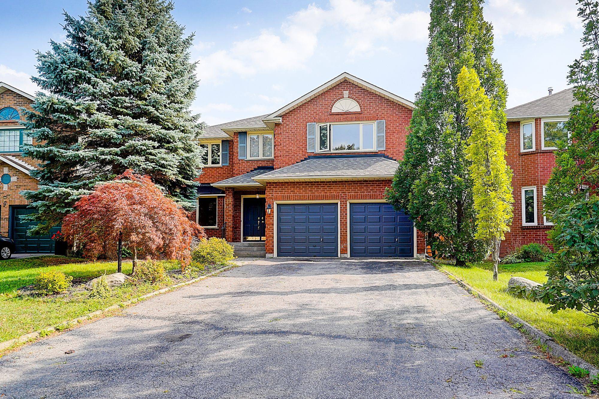 Clarington, ON L1E 2B1,19 Bridle CT