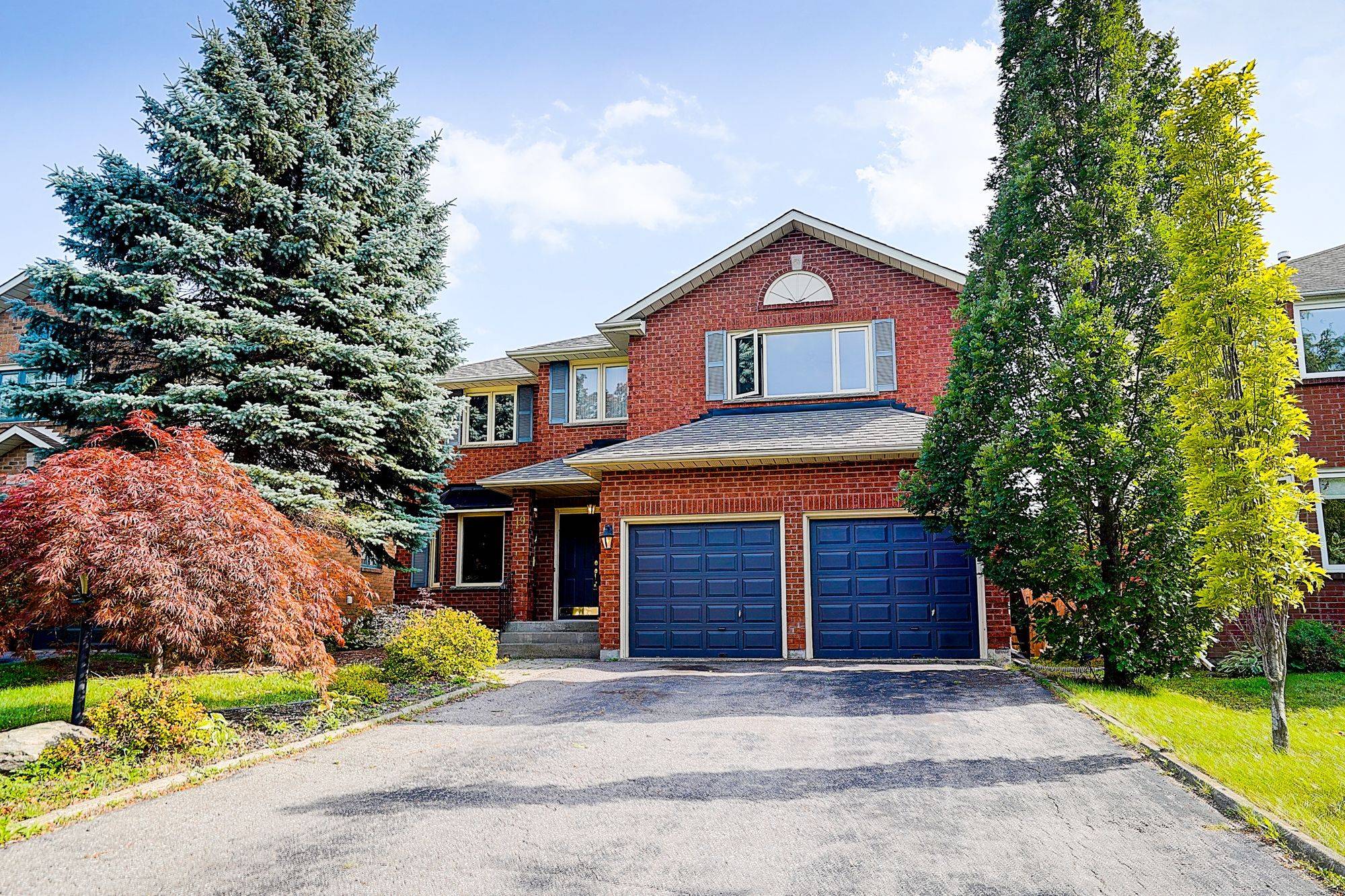 Clarington, ON L1E 2B1,19 Bridle CT