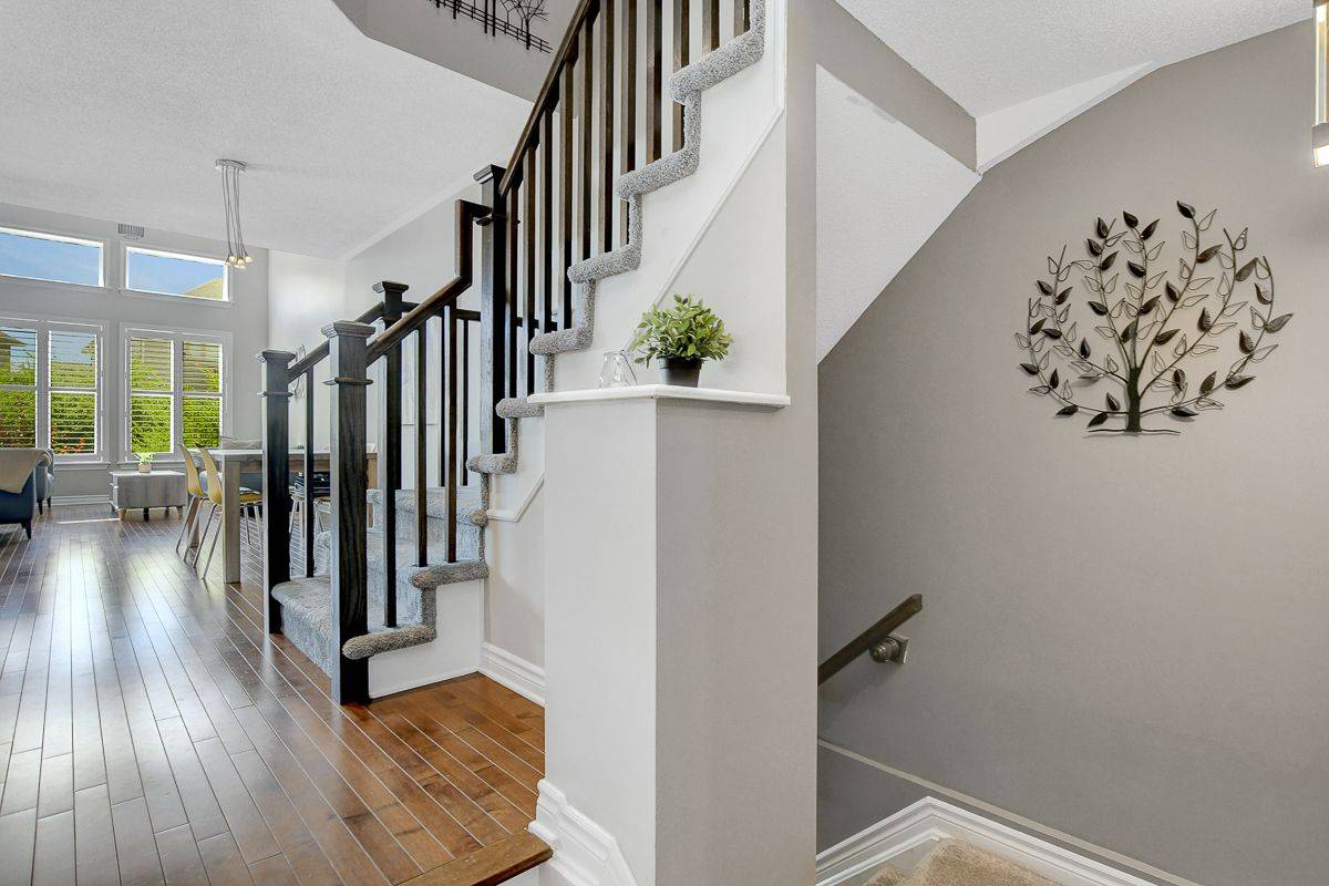 Blossom Park - Airport And Area, ON K1V 2M3,755 Bowercrest CRES