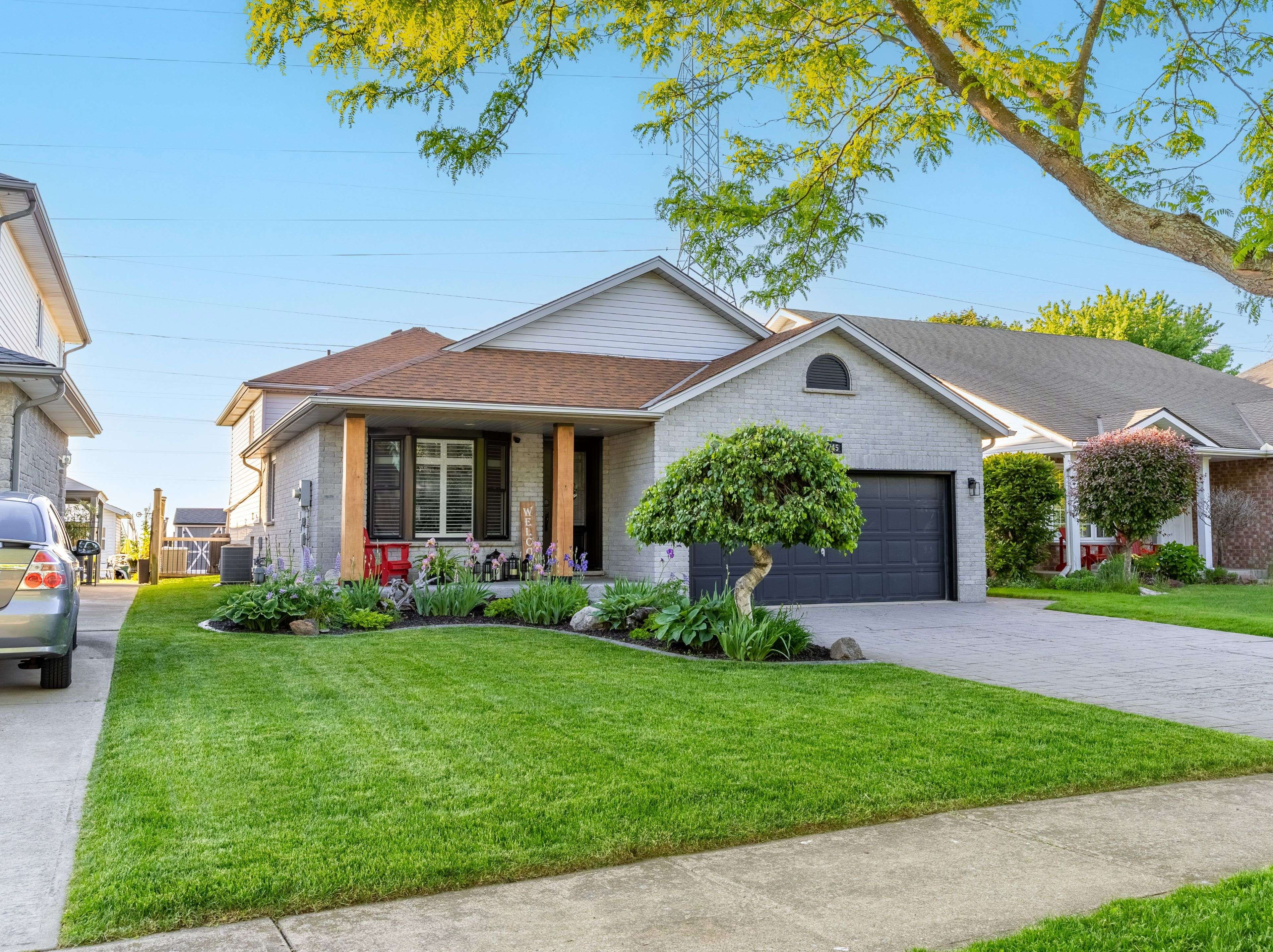 Niagara Falls, ON L2H 3G2,7745 Bishop AVE