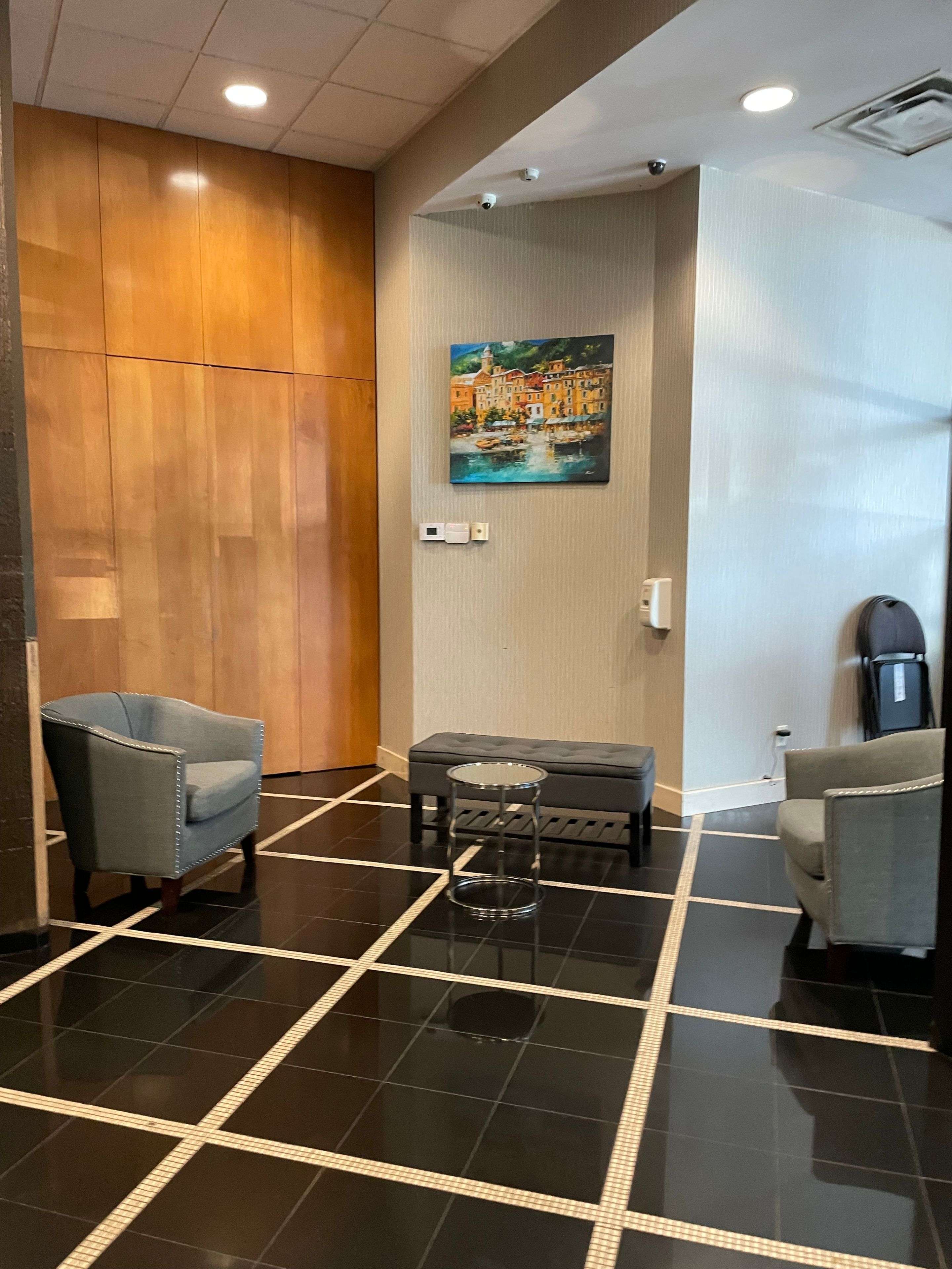 Toronto W05, ON M3M 2E9,2737 Keele ST #325