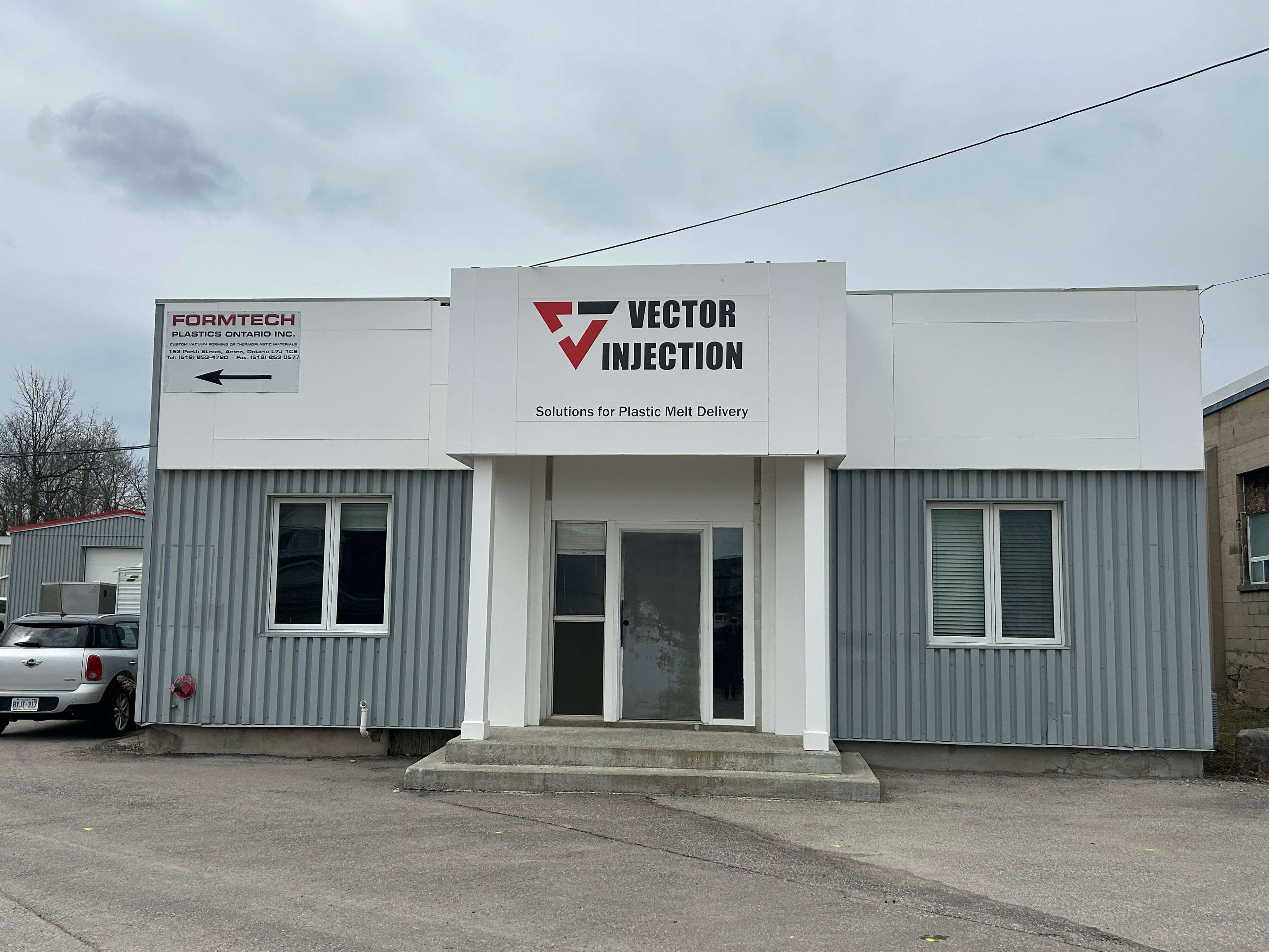 Halton Hills, ON L7J 1C9,153 Perth ST