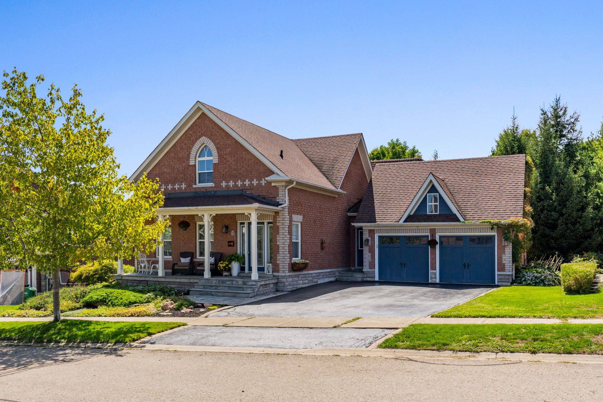 Caledon, ON L7C 1L1,74 North Riverdale DR