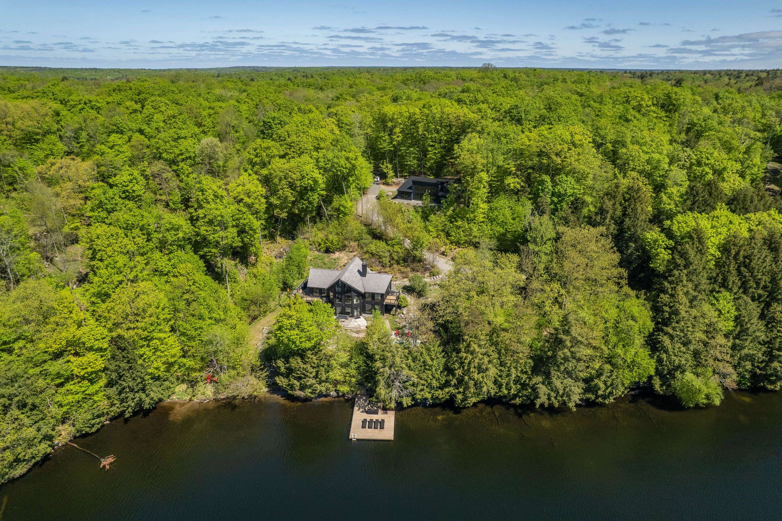 Muskoka Lakes, ON P0B 1G0,1118 North DR ##4