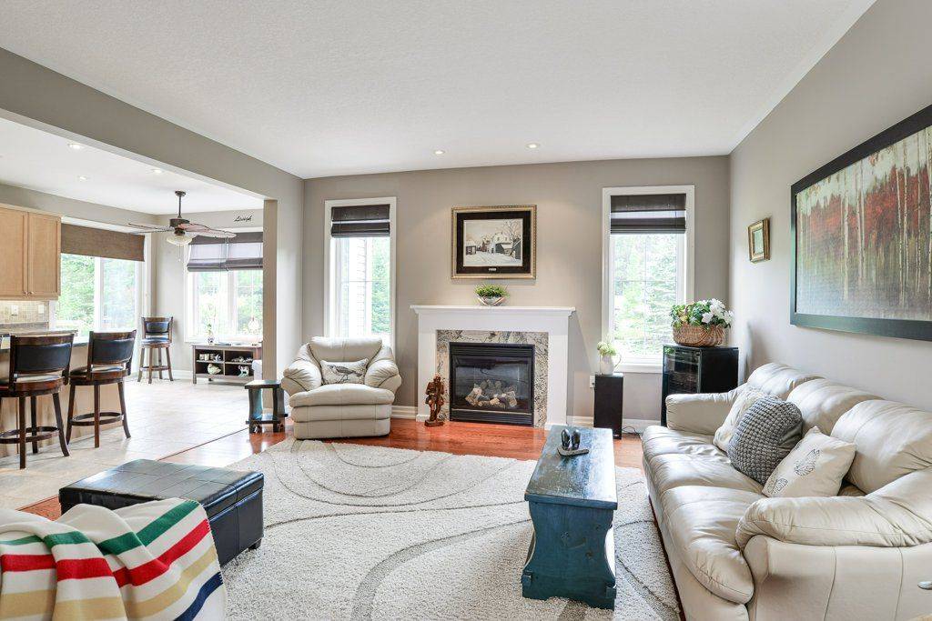 12 Pheasant RUN, Bracebridge, ON P1L 0A9