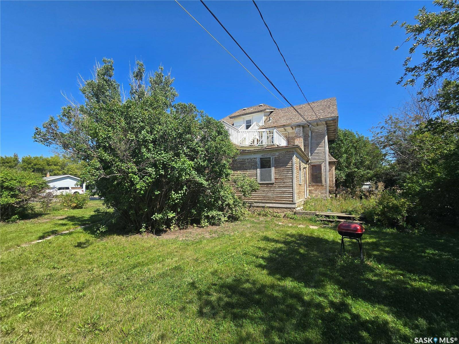 Weyburn, SK S4H 0P5,347 Government ROAD NW