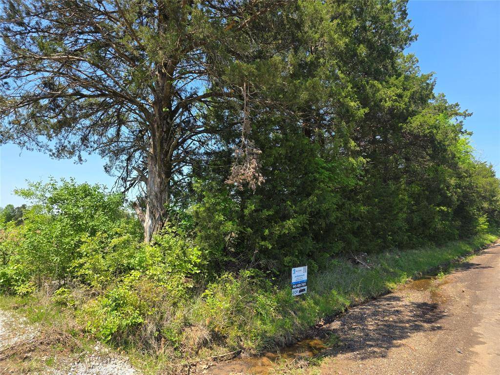 Simms, TX 75574,0000 Cr-4240