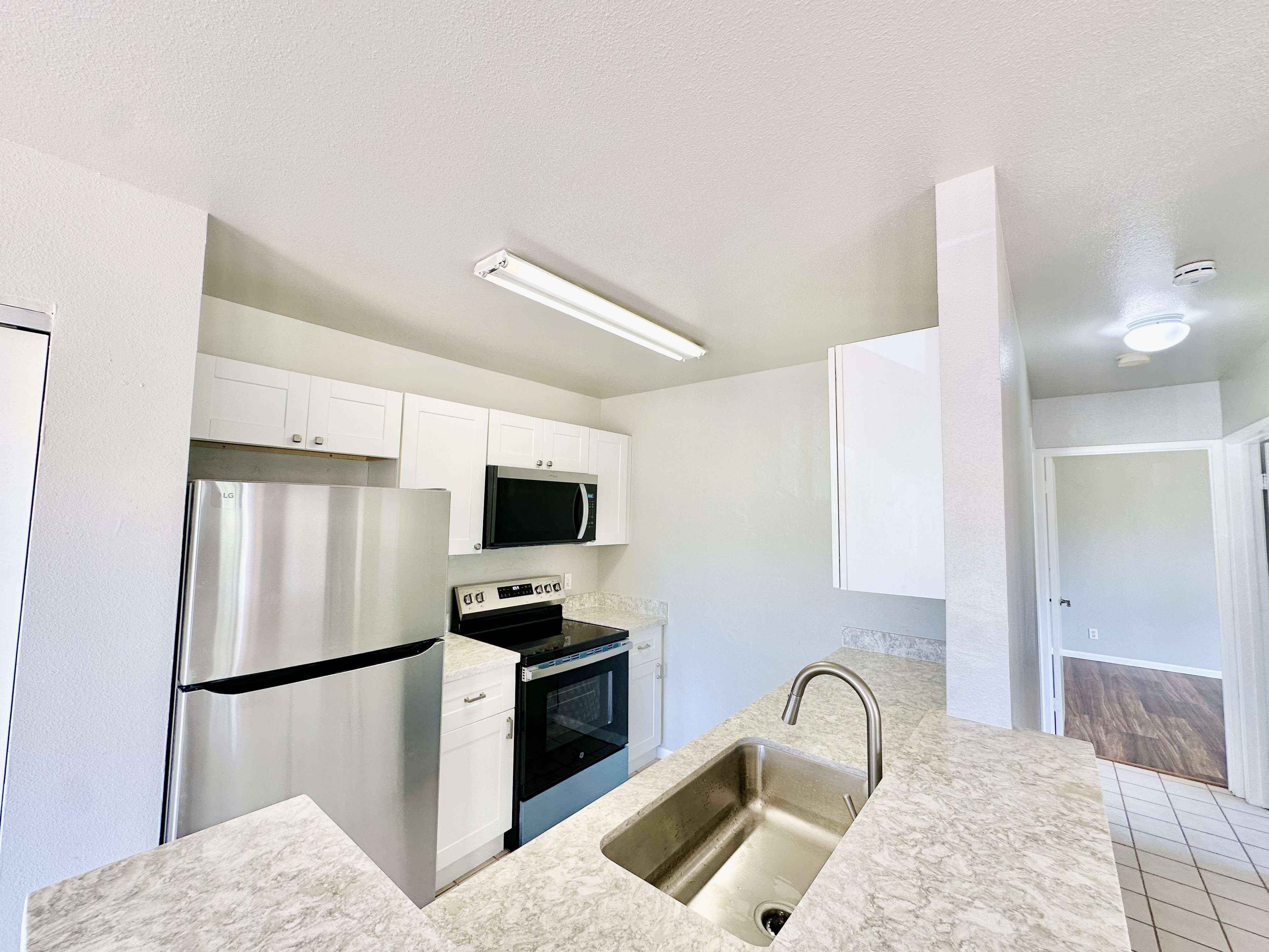 Lihue, HI 96766,2090 HANALIMA ST #X101