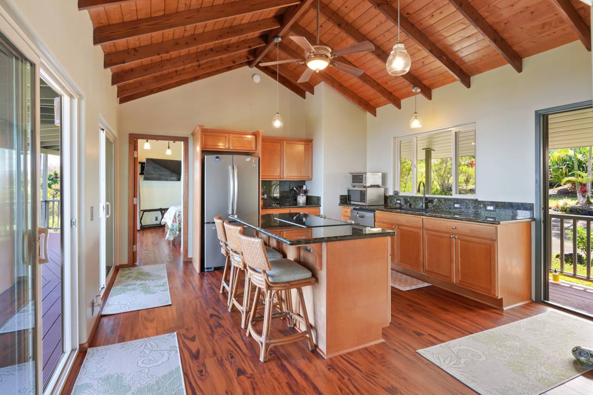 Captain Cook, HI 96704,87-2509 LUANA PL