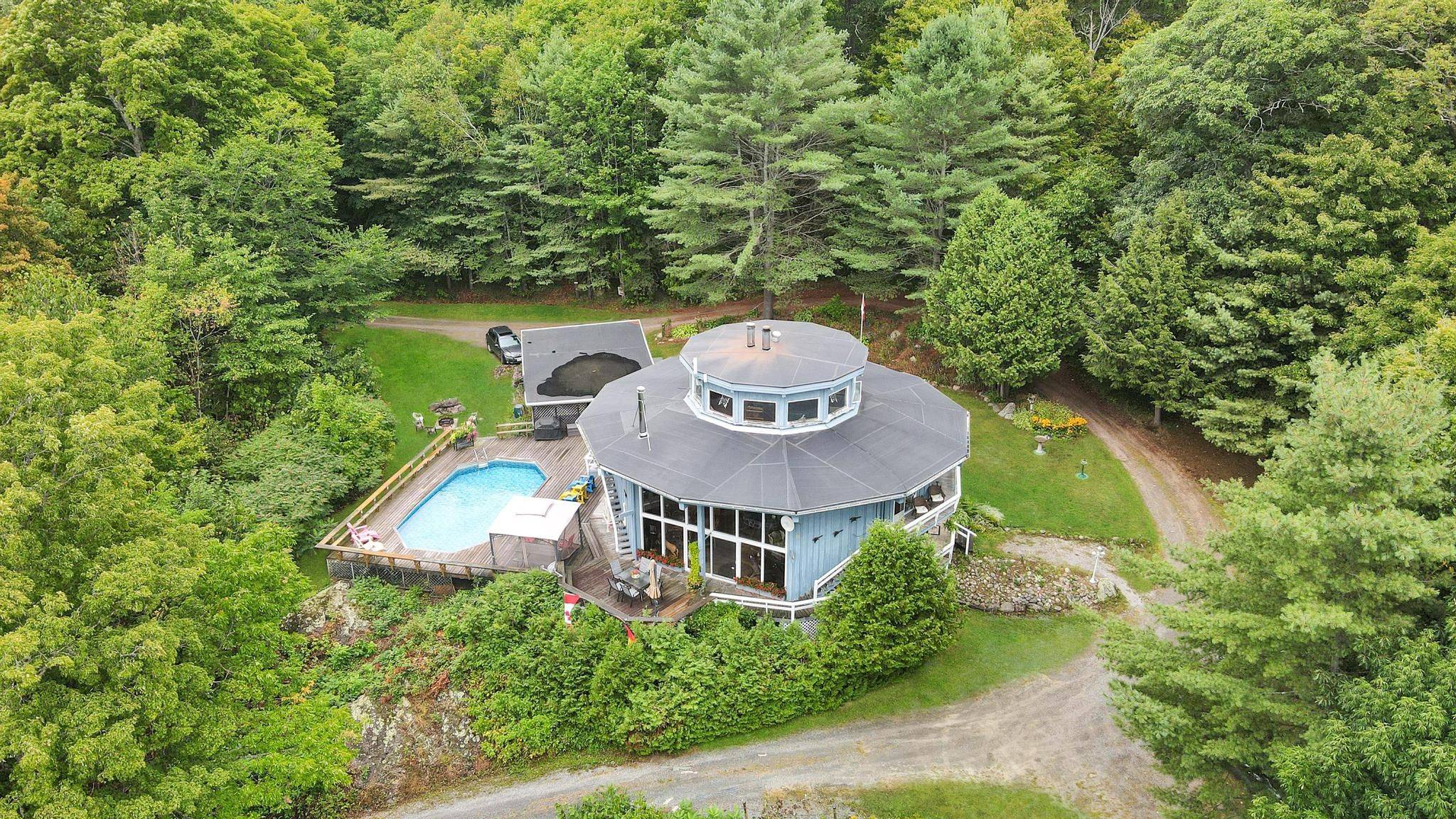 Algonquin Highlands, ON K0M 1S0,17359 Highway 35 N/A