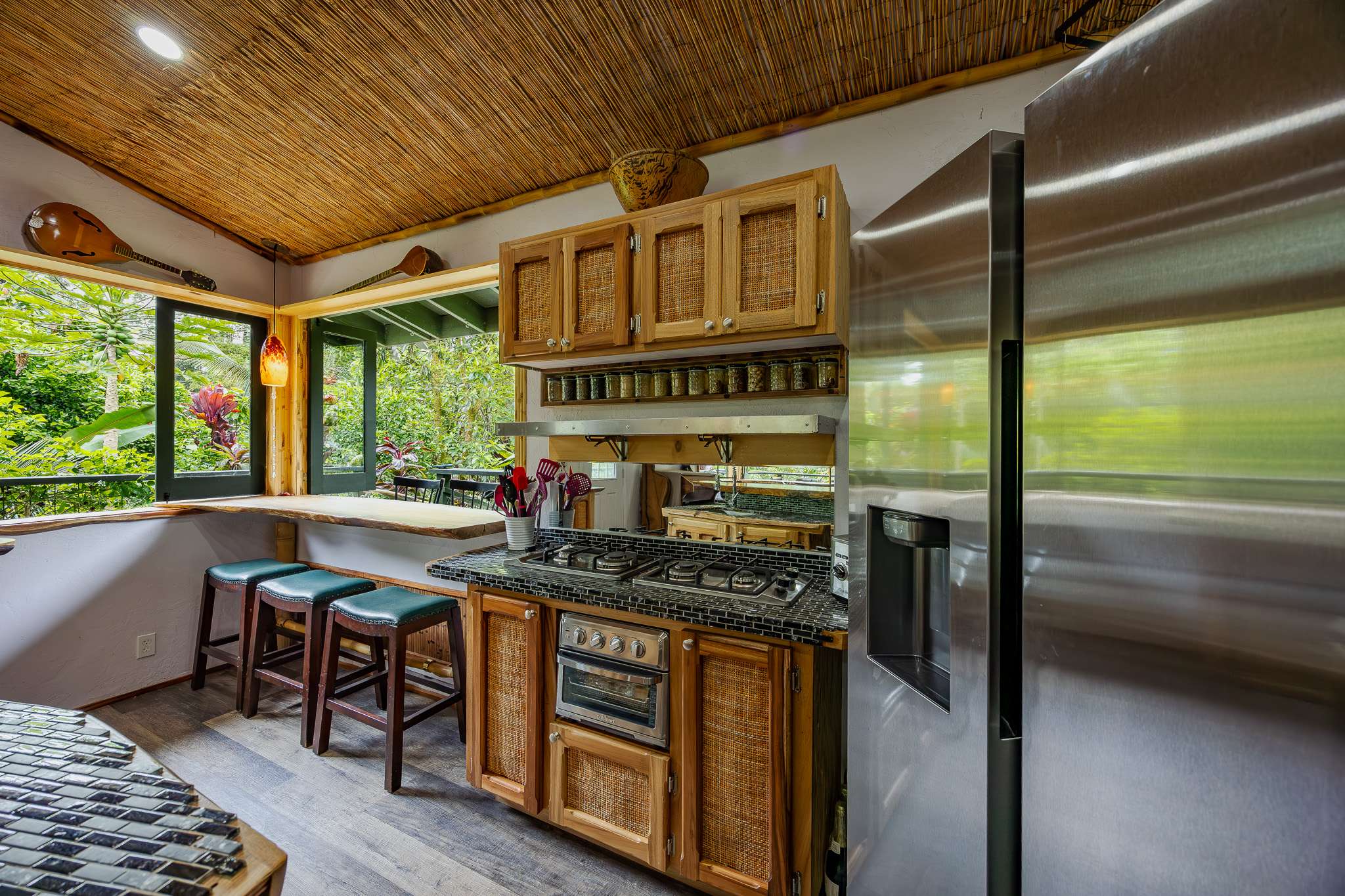 Pahoa, HI 96778,14-3401 PAKALANA RD