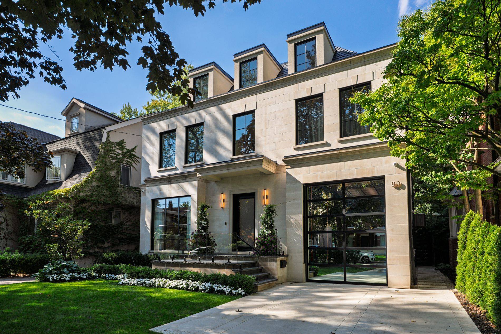 Toronto C02, ON M4V 1K4,80 Lynwood AVE