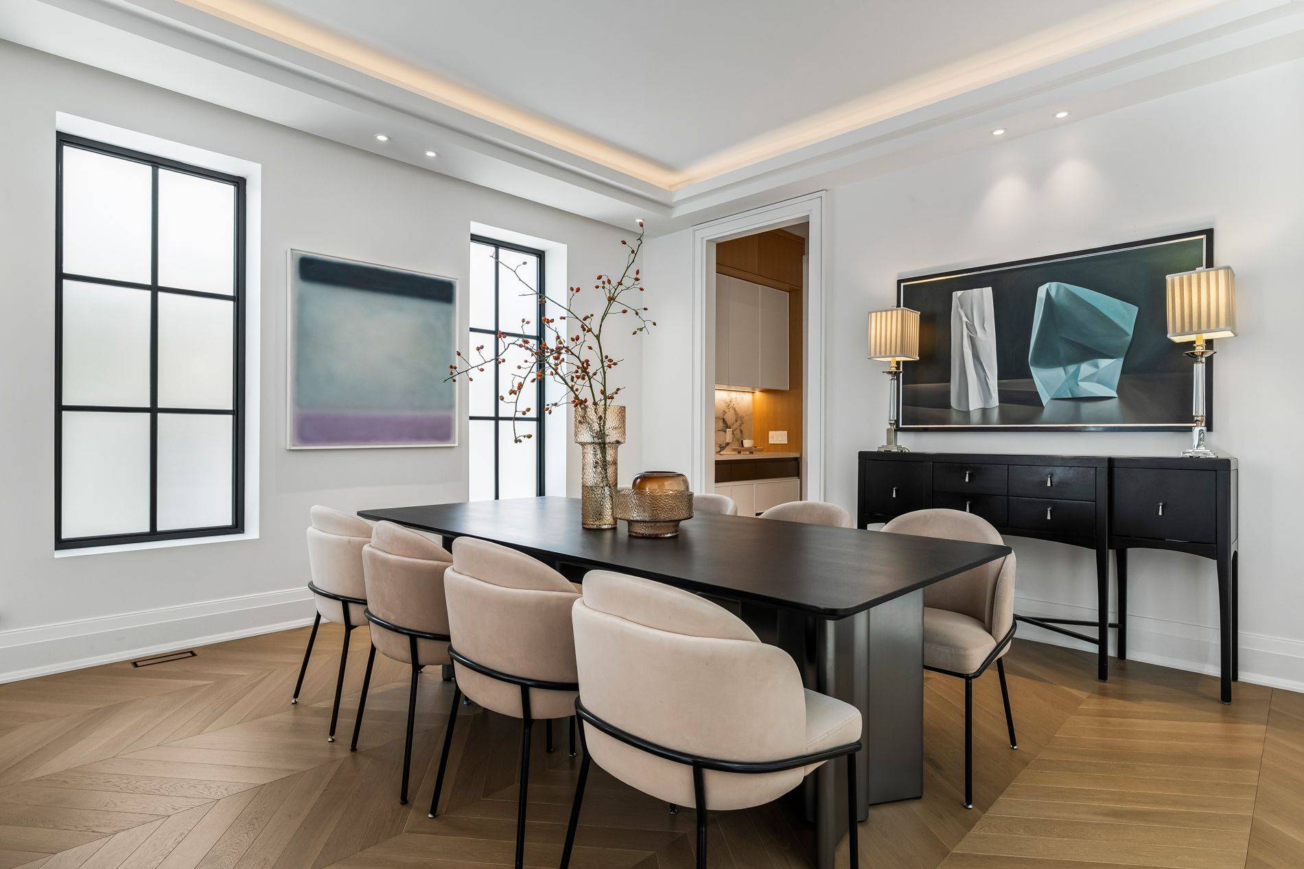 Toronto C02, ON M4V 1K4,80 Lynwood AVE