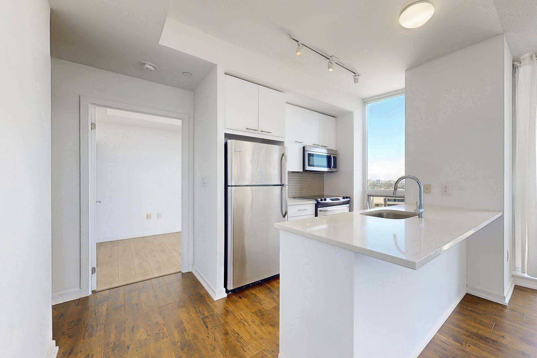 Toronto C15, ON M2J 0B7,66 Forest Manor RD #1708