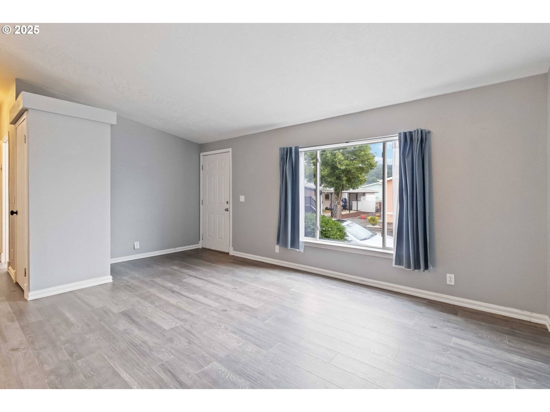 Longview, WA 98632,703 PINTAIL LN