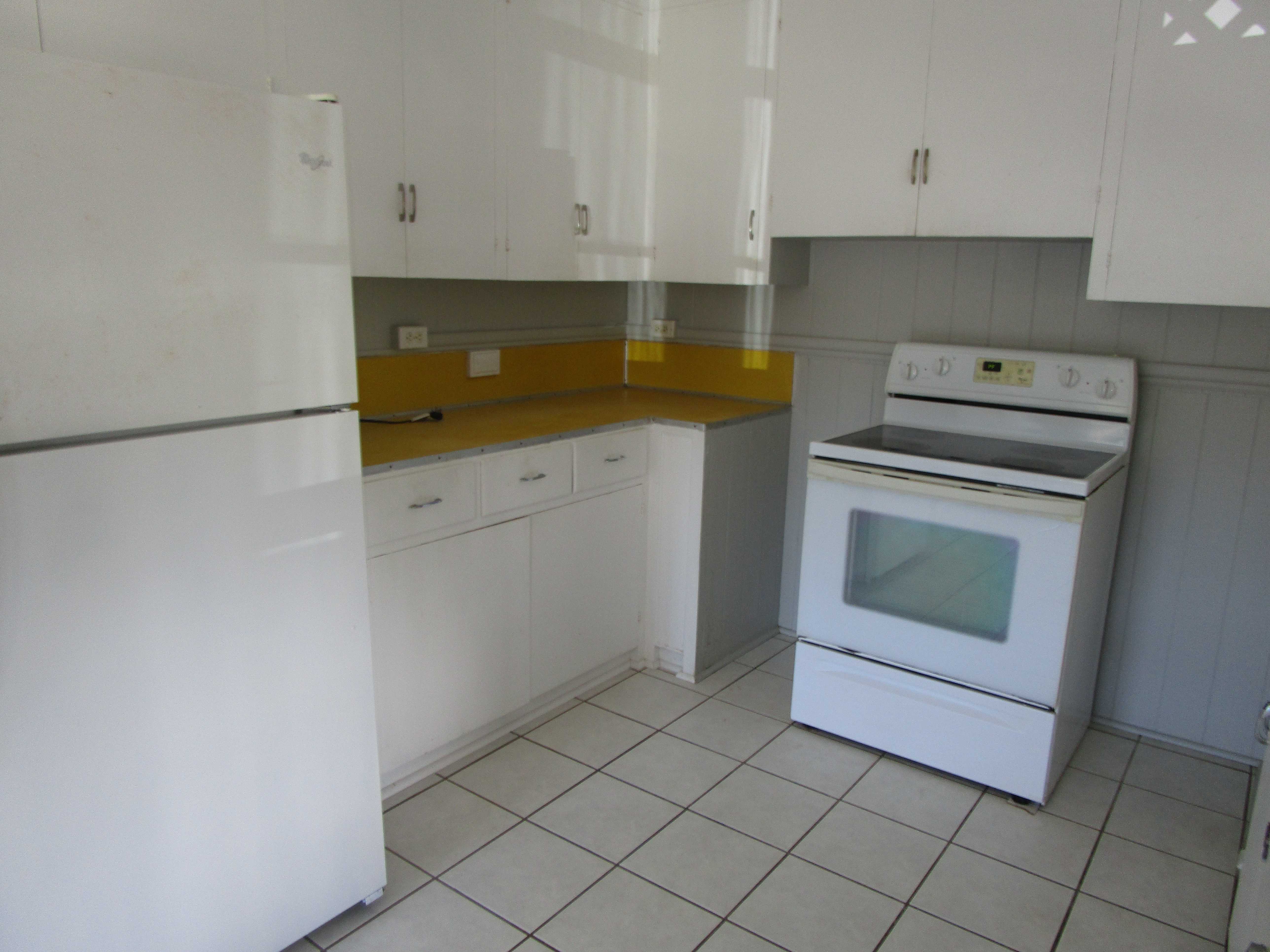 Hilo, HI 96720,390 MOHOULI ST