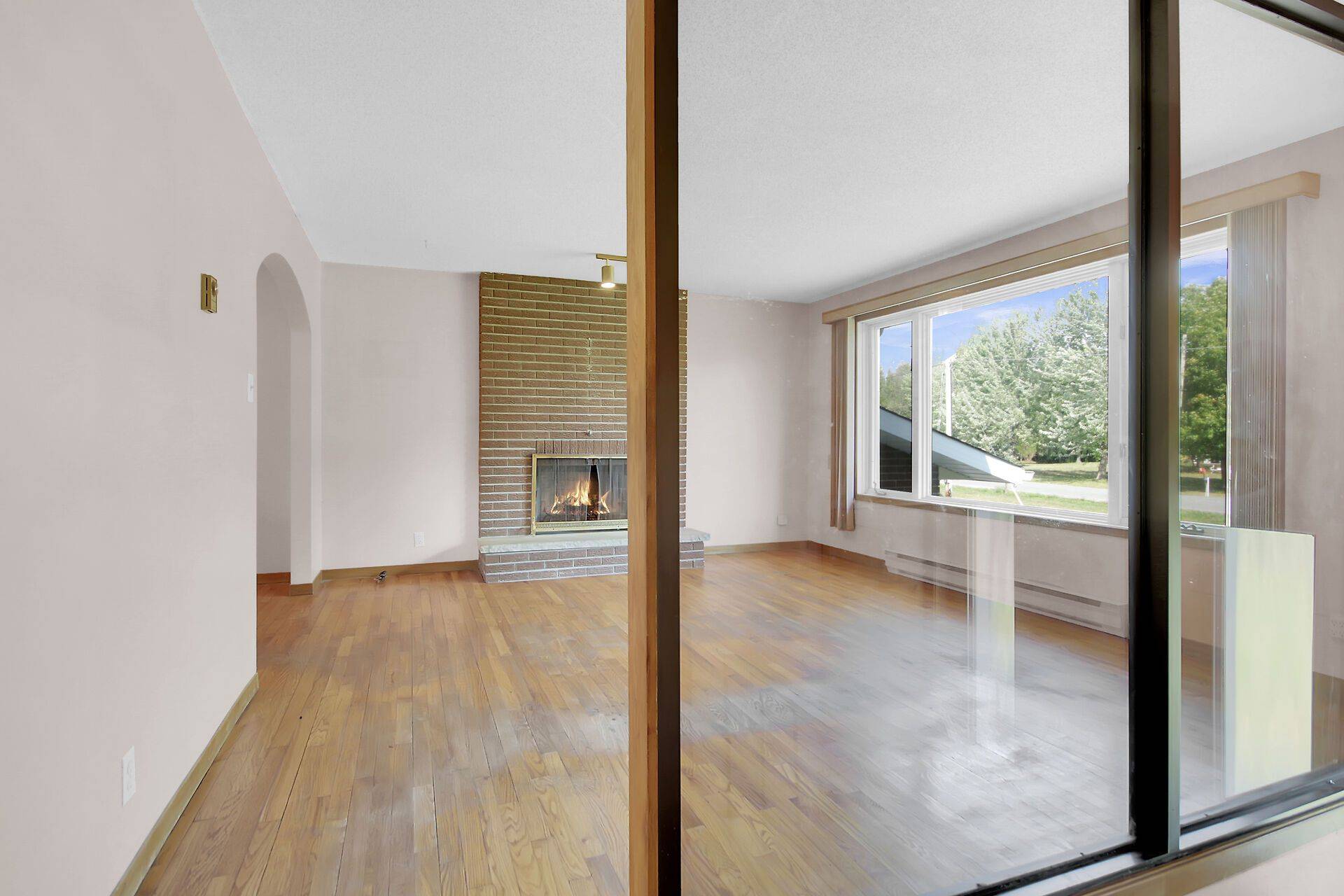 Mississippi Mills, ON K0A 1A0,776 Country ST