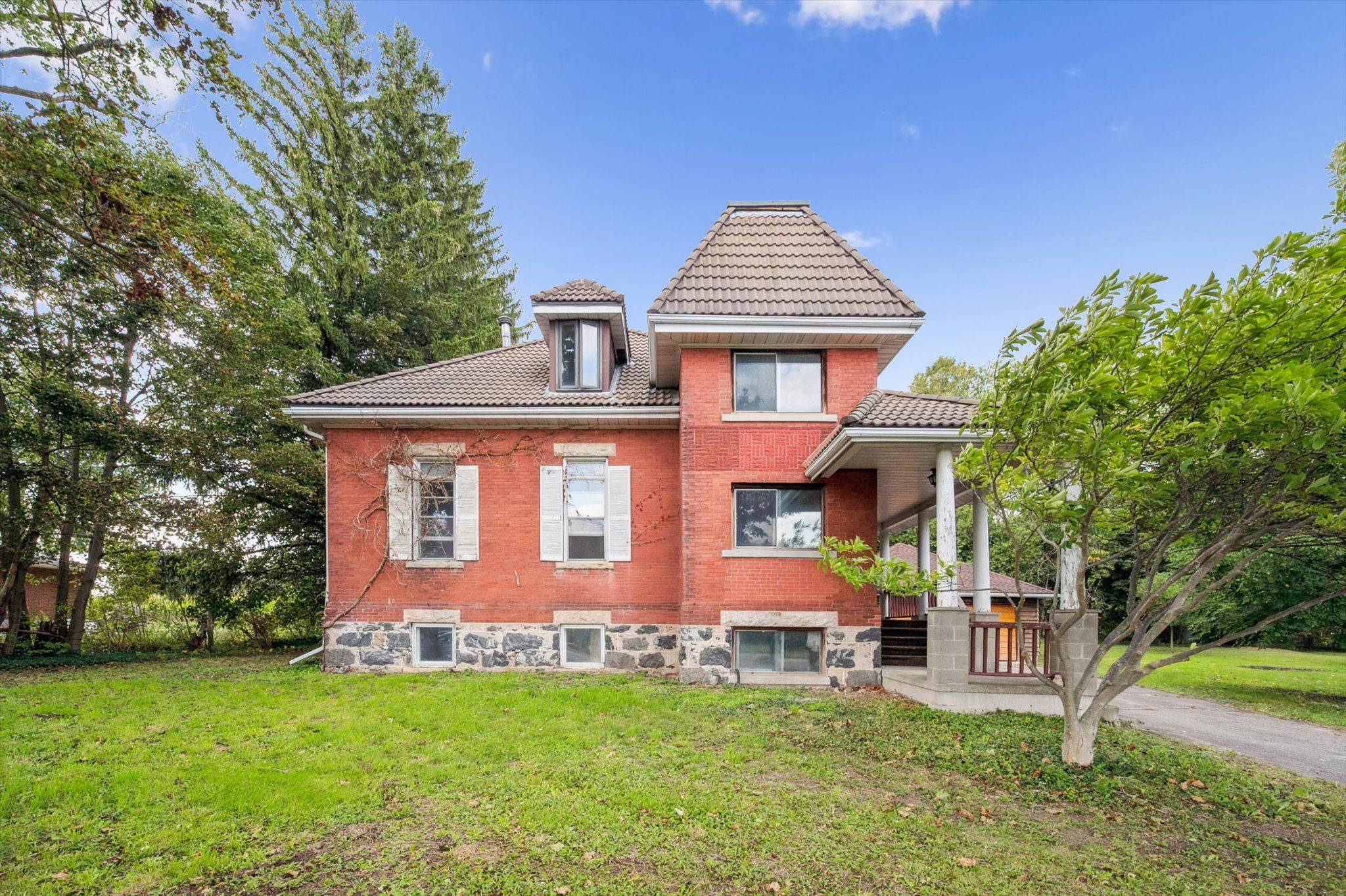 Guelph/eramosa, ON N0B 1B0,7216 Wellington County Rd 30 N/A