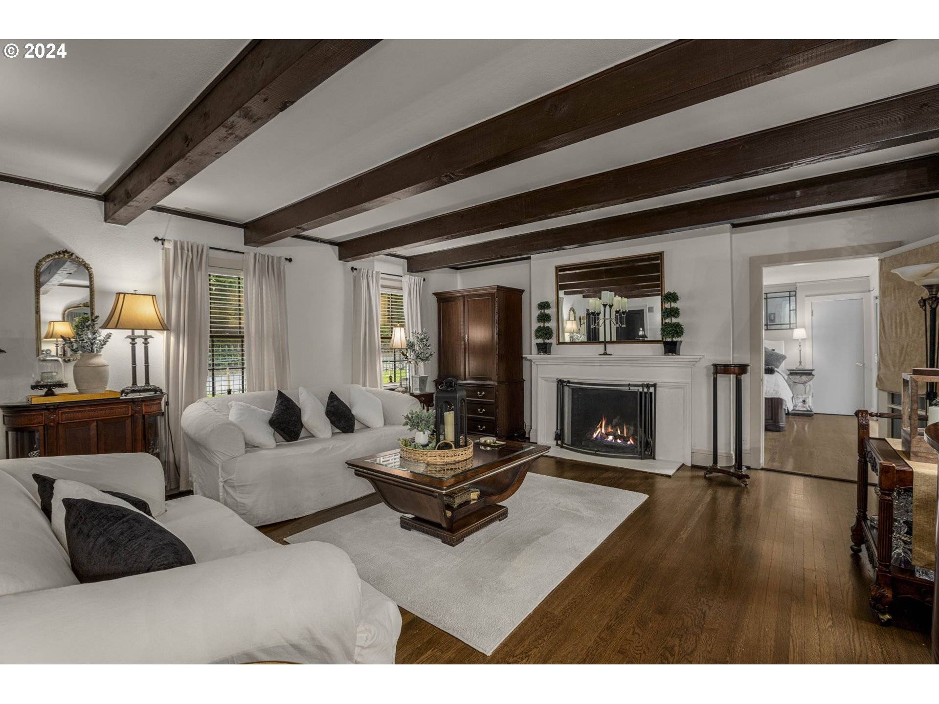 Portland, OR 97201,2271 SW MONTGOMERY DR