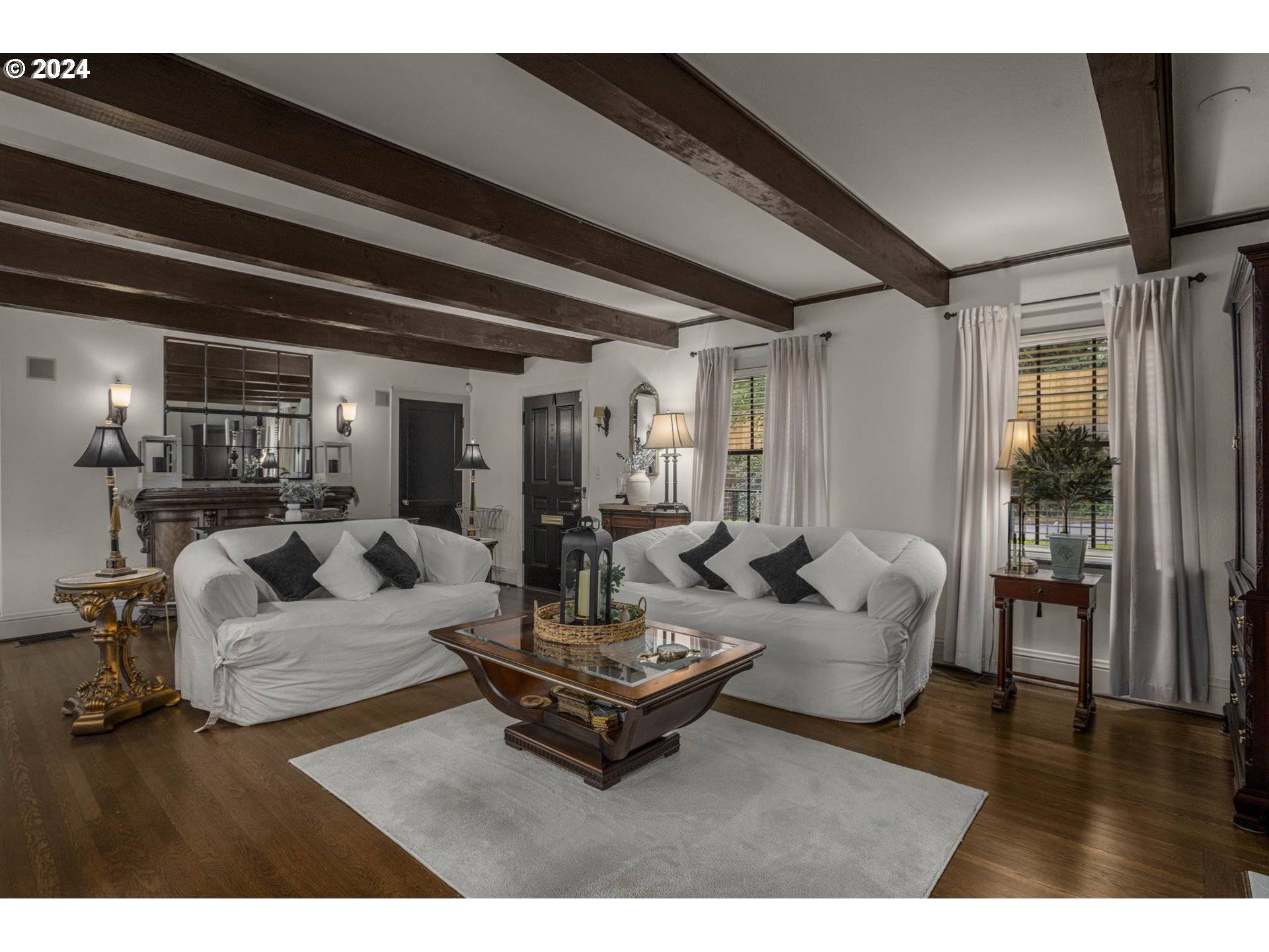 Portland, OR 97201,2271 SW MONTGOMERY DR