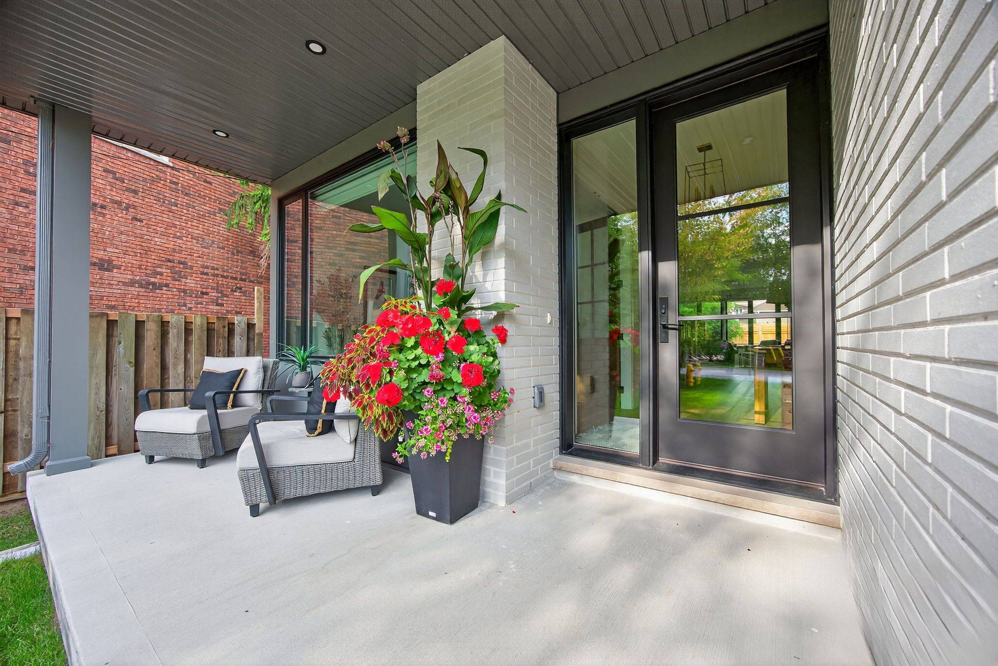 Barrie, ON L4N 7T1,46 Tyndale RD