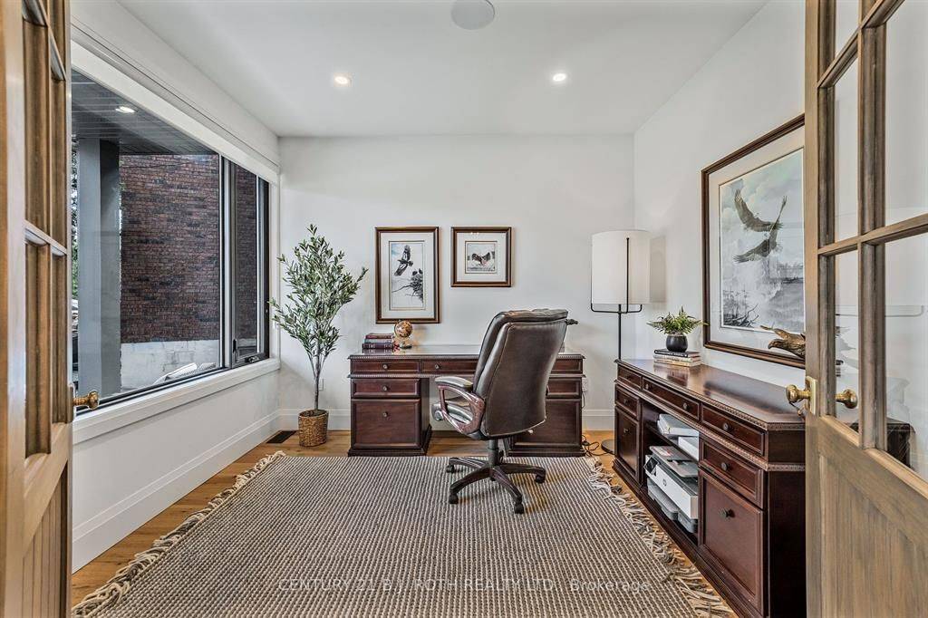 Barrie, ON L4N 7T1,46 Tyndale RD