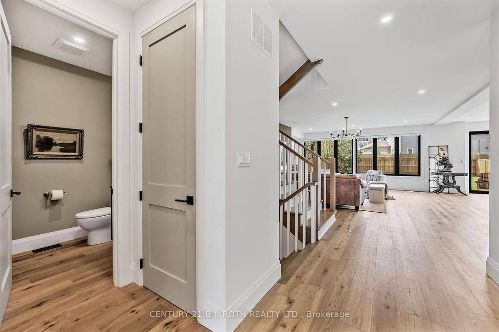 Barrie, ON L4N 7T1,46 Tyndale RD