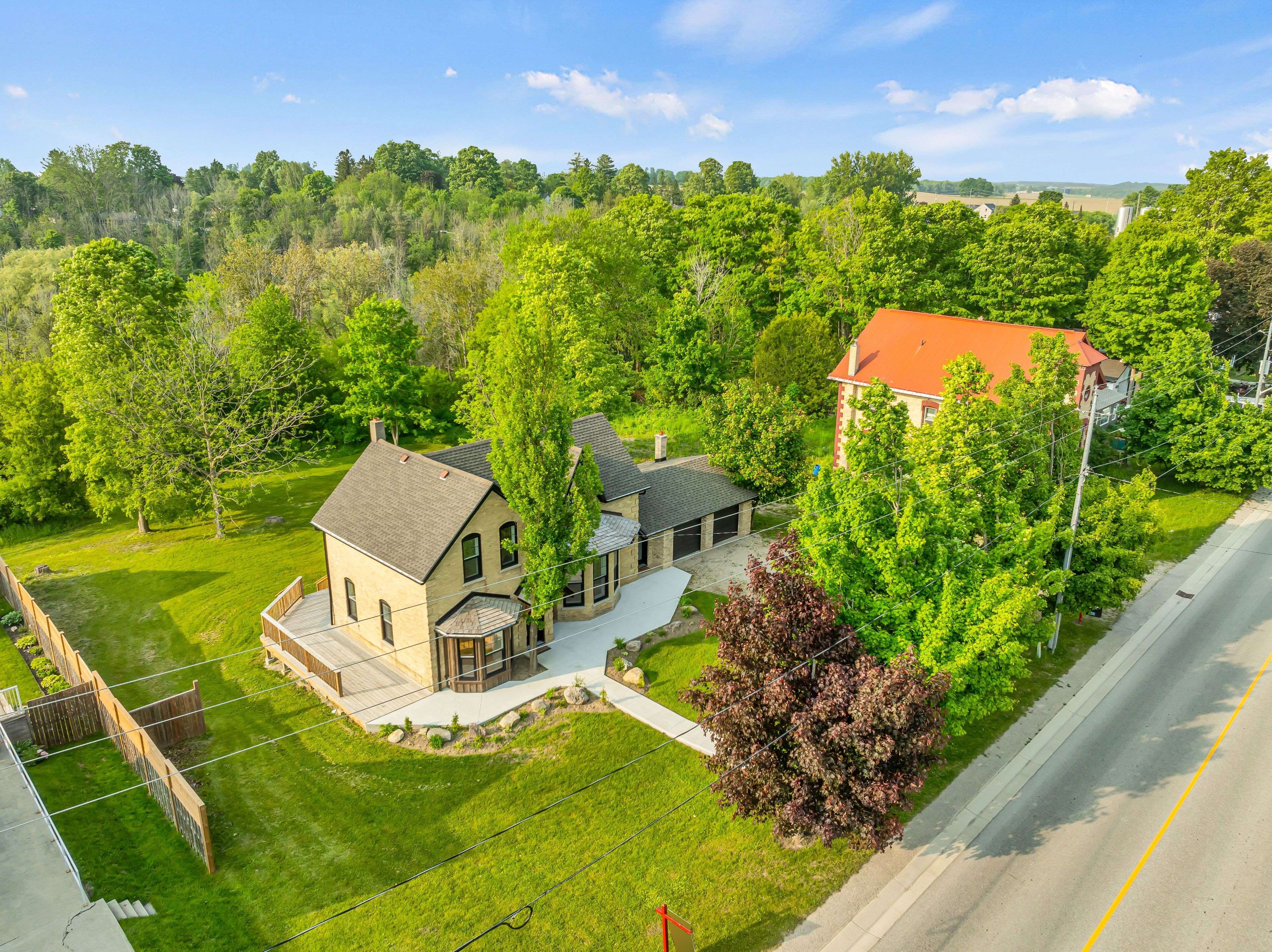 South Bruce, ON N0G 2S0,16 Hillcrest ST W