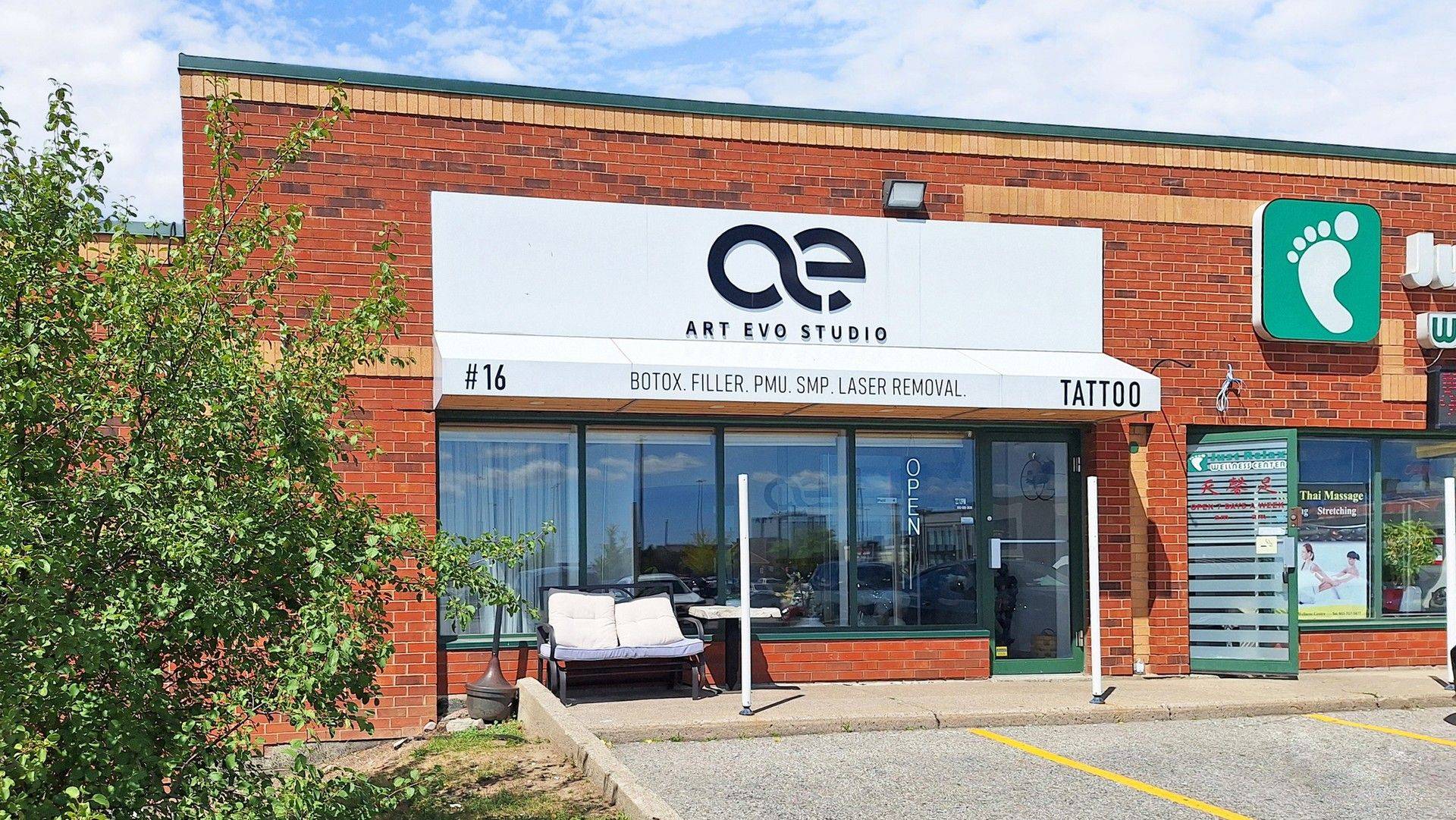 Richmond Hill, ON L4B 3J6,160 East Beaver Creek RD #16