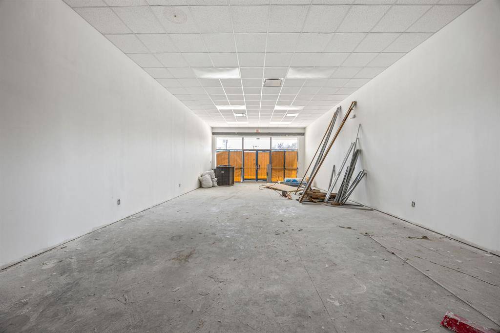 Dallas, TX 75233,2531 W LEDBETTER Drive W