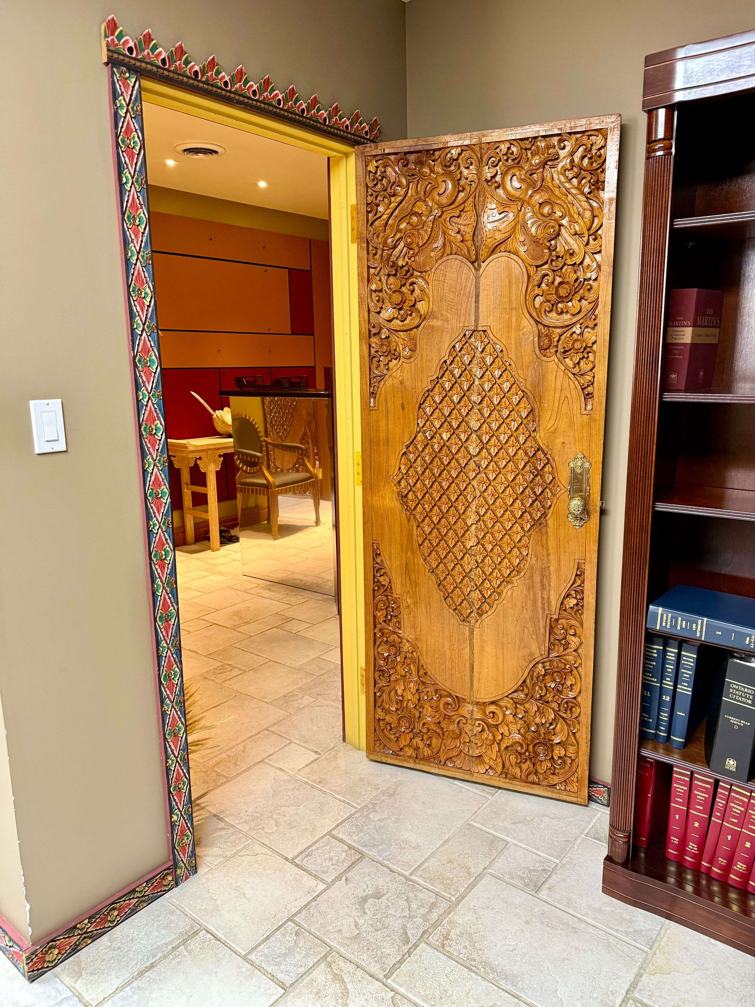 Timmins, ON P4N 2J9,23-25 Pine ST S