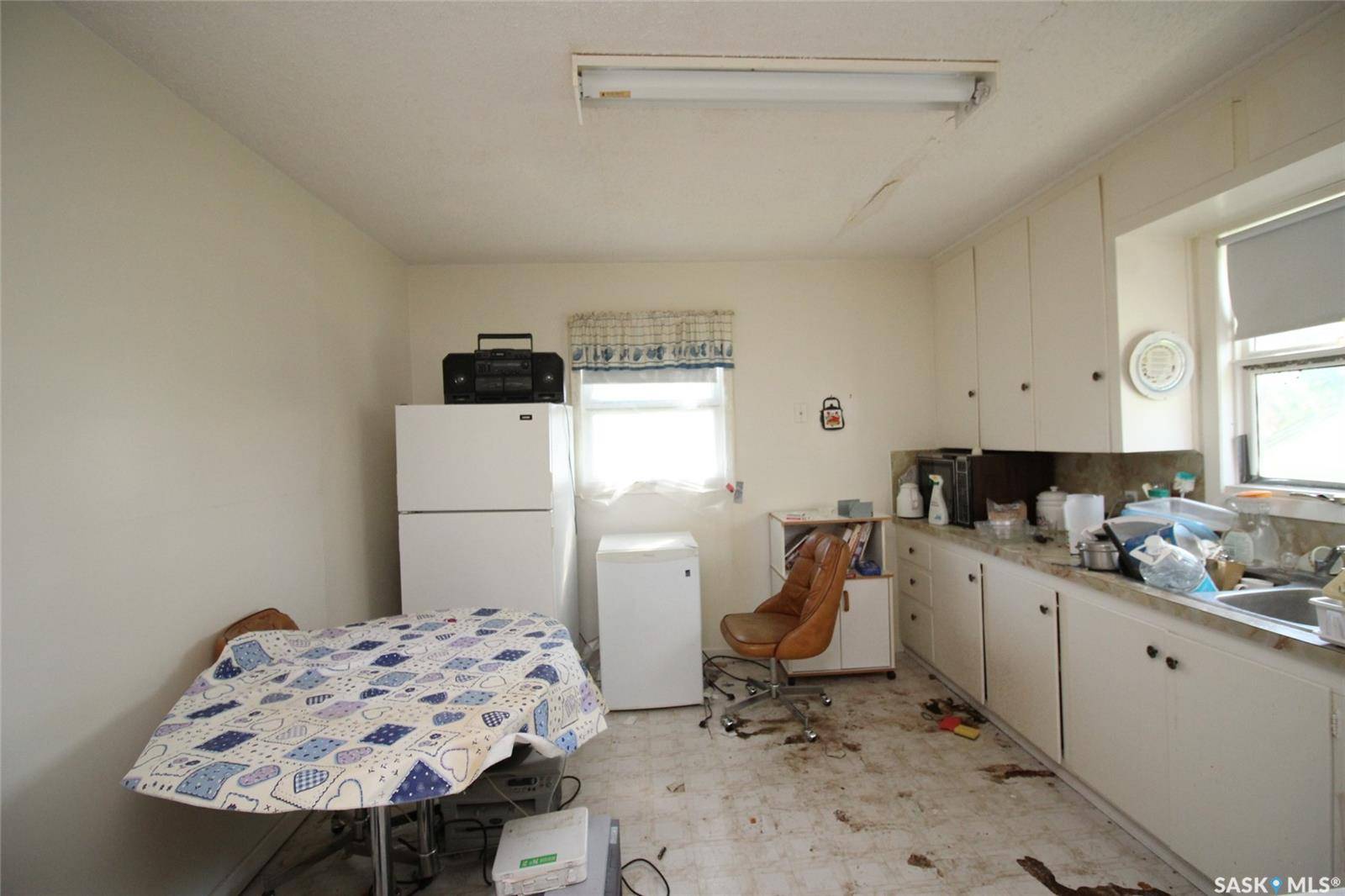 Simmie, SK S0N 2N0,810 2nd AVENUE S