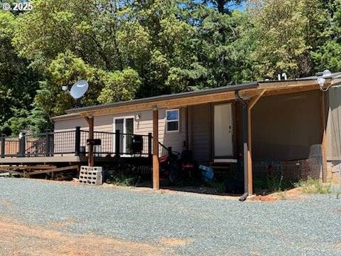 Wolf Creek, OR 97497,2810 COYOTE CREEK RD