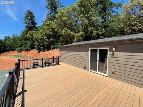 Wolf Creek, OR 97497,2810 COYOTE CREEK RD