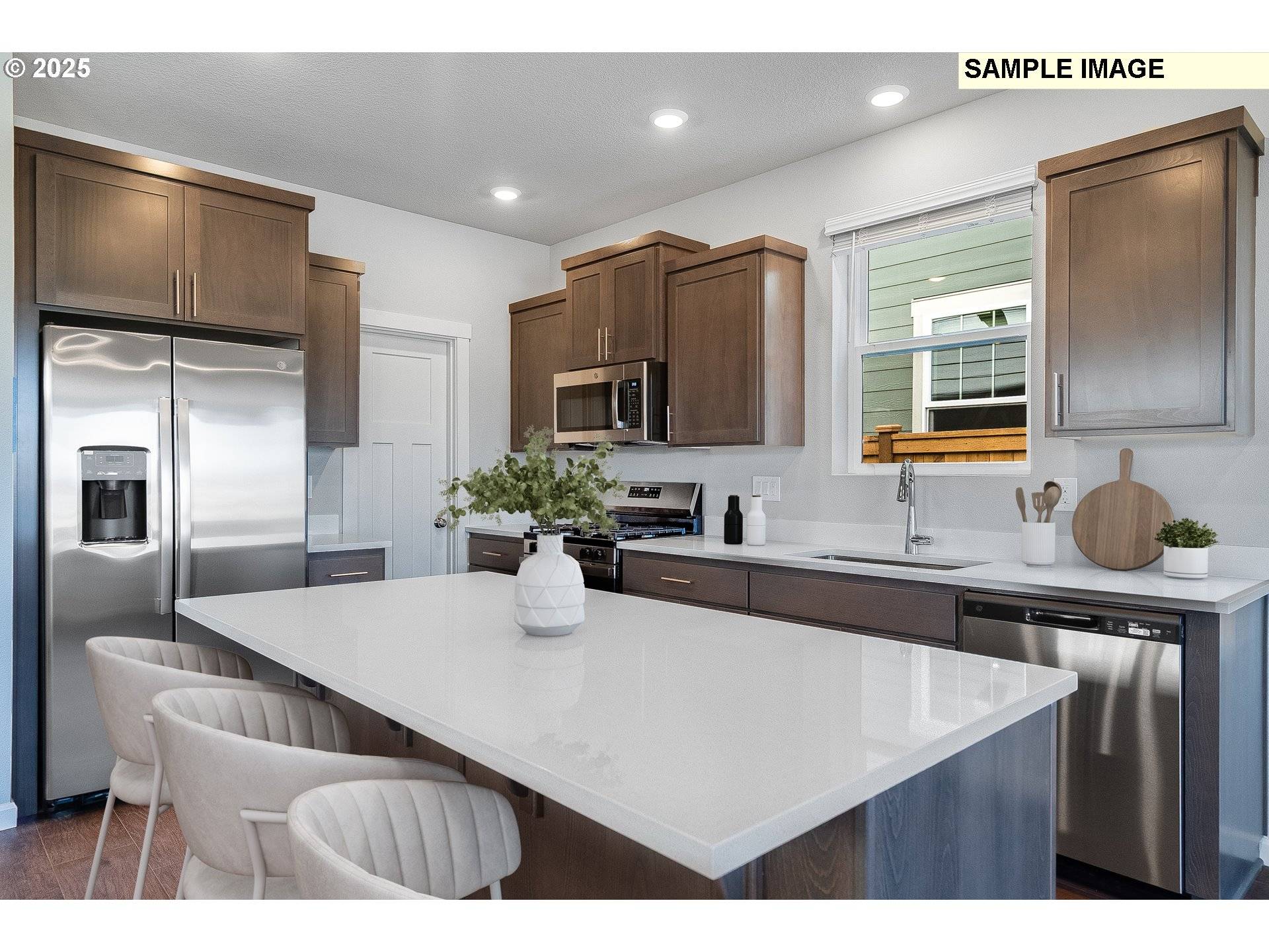 Hillsboro, OR 97123,8313 SE Apricot LN