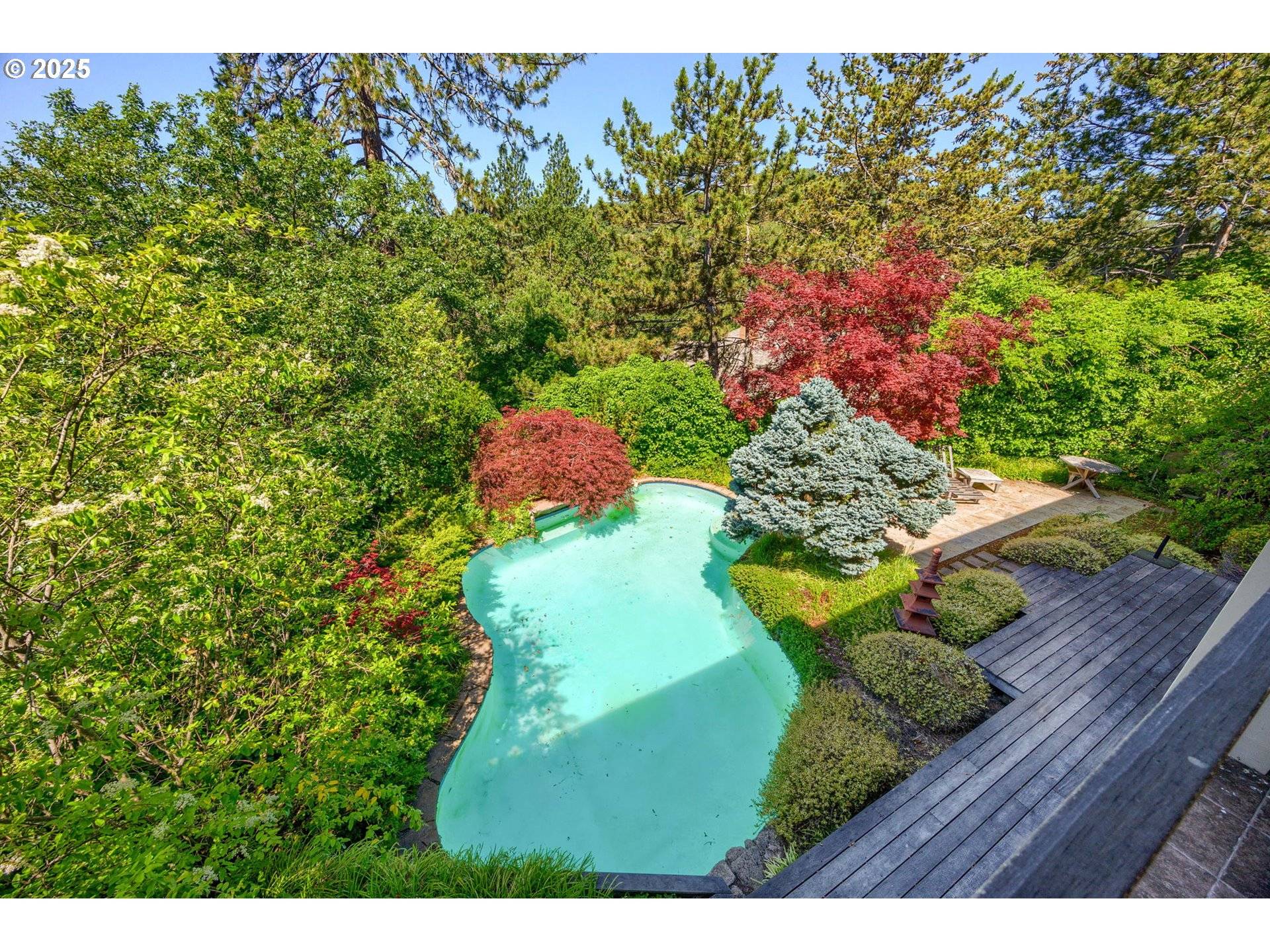 Grants Pass, OR 97526,1630 NW OLMAR DR