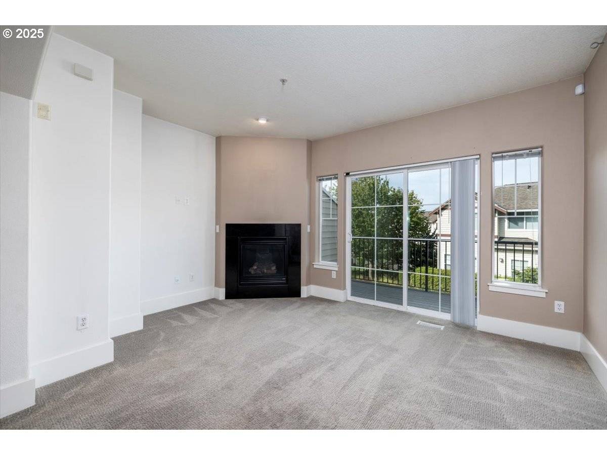 Portland, OR 97229,720 NW 118TH AVE