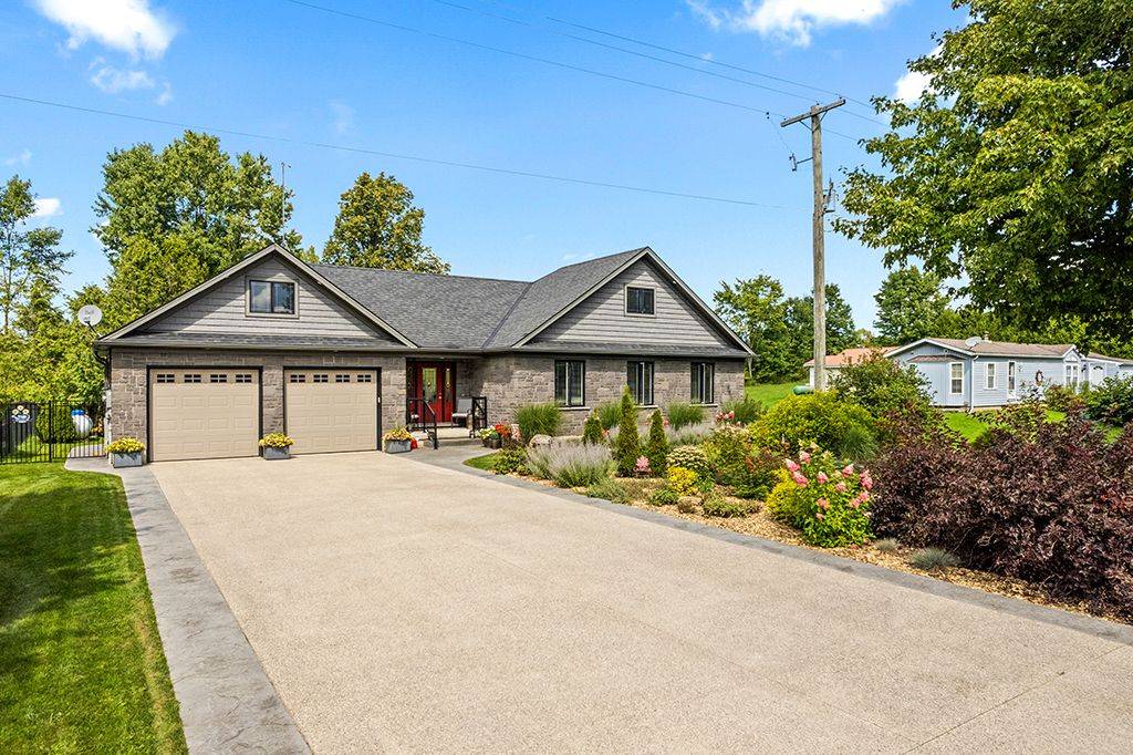 Chatsworth, ON N0H 2V0,683177 CHATSWORTH ROAD 24 N/A