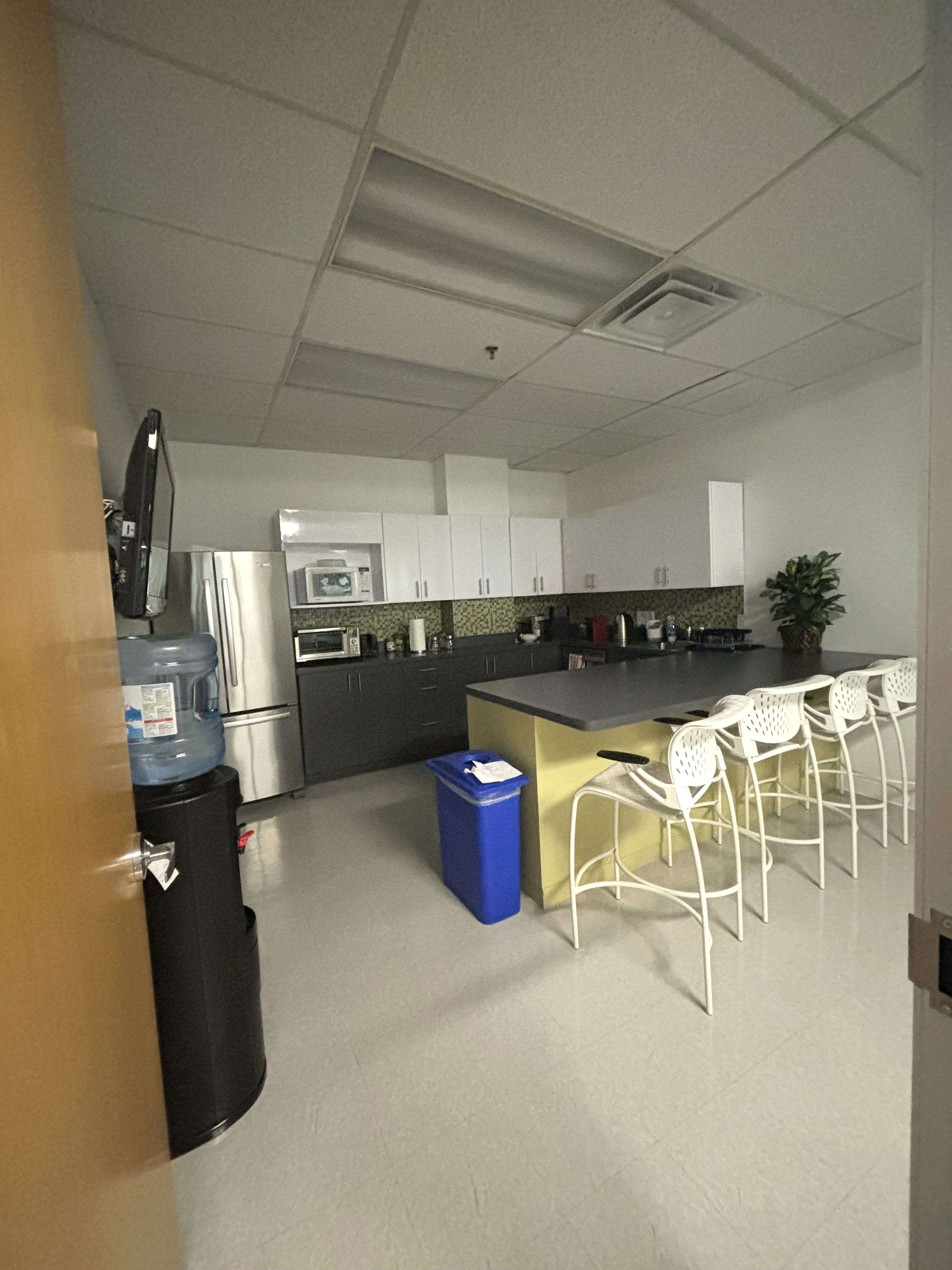 Mississauga, ON L5R 3E7,30 Eglinton Avenue ST #300