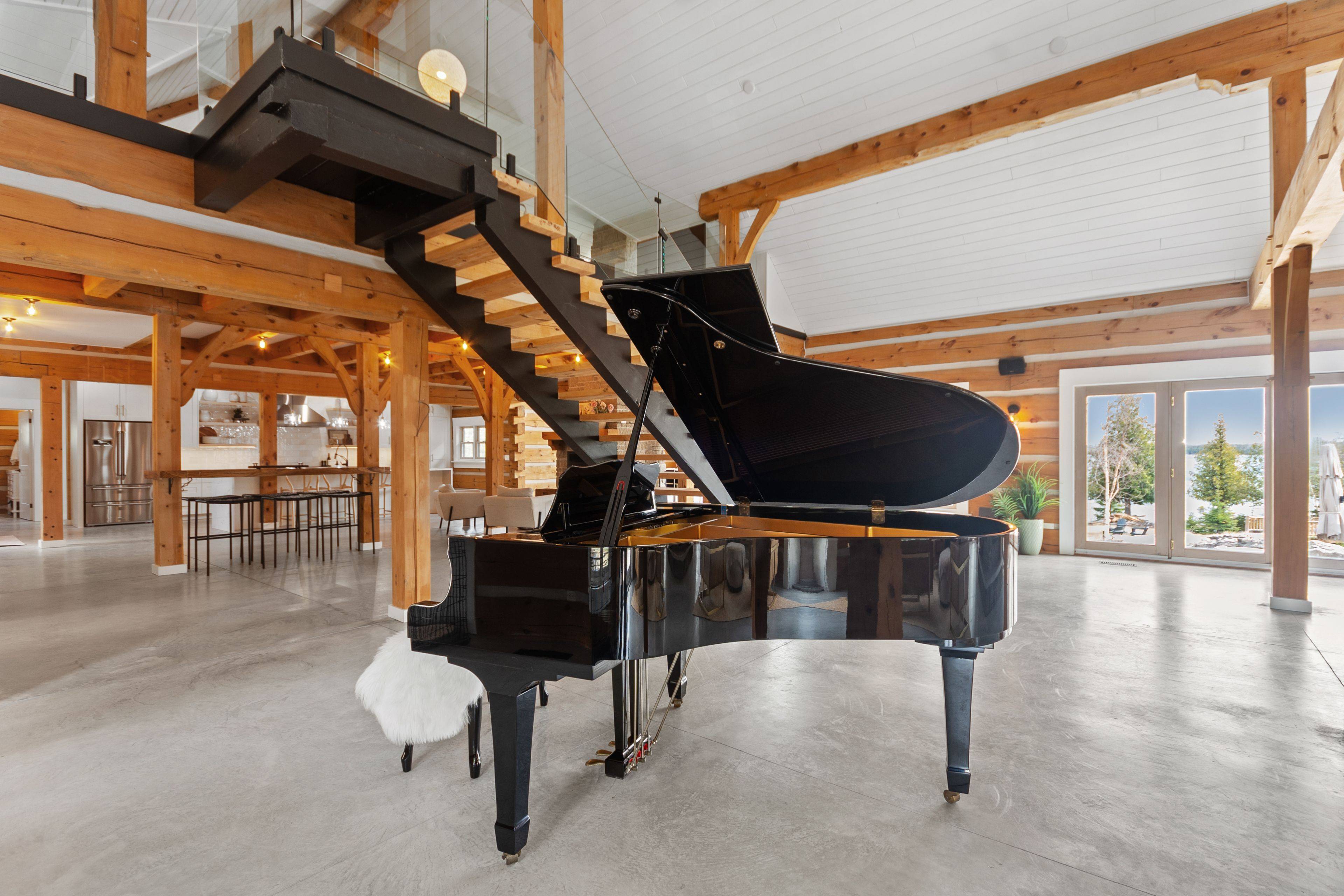 Tehkummah, ON P0P 2C0,191-221 Pennie AVE