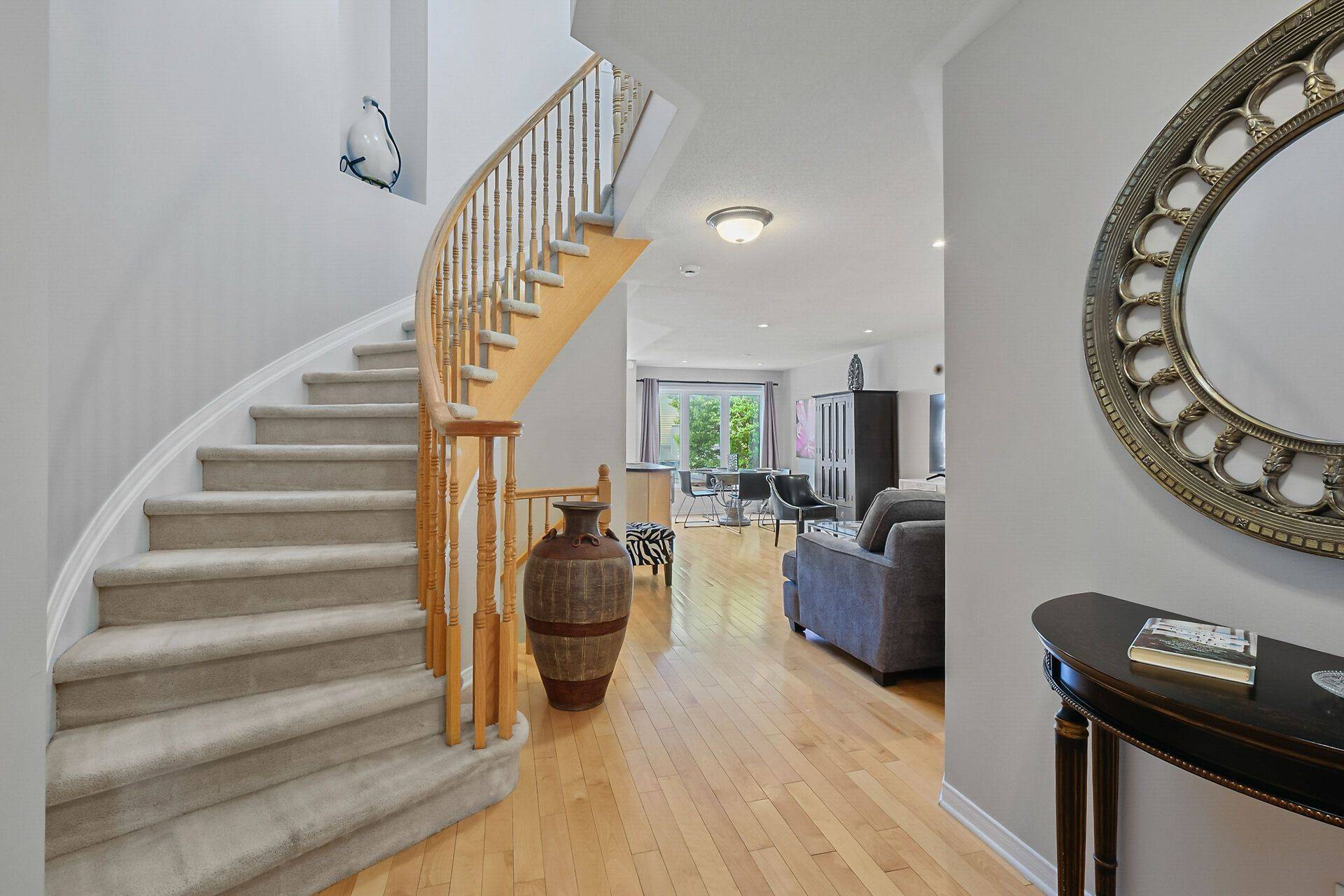 Kanata, ON K2W 1H6,2072 Dunollie CRES