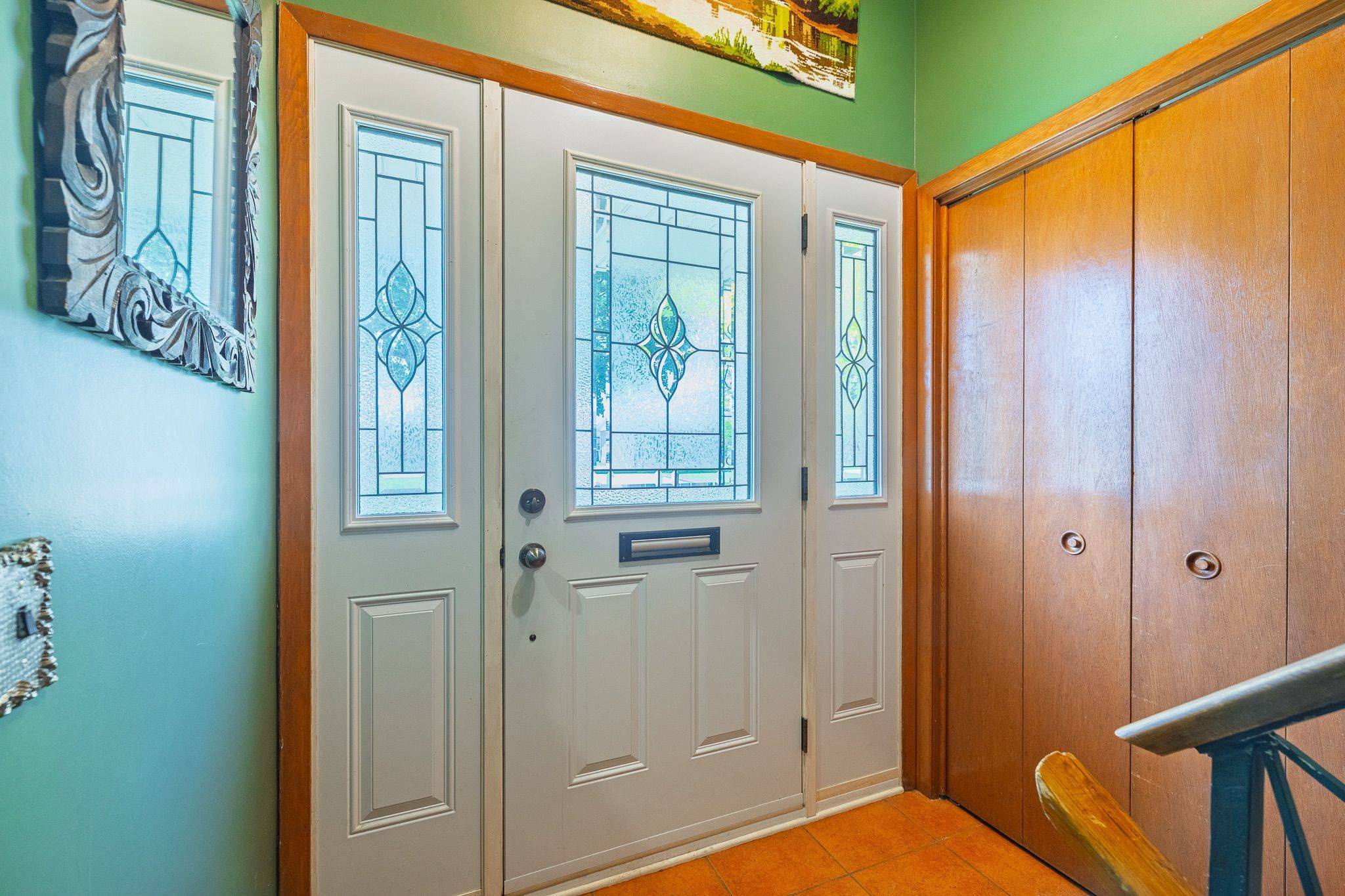 Thorold, ON L2V 3E7,82 McDonald AVE