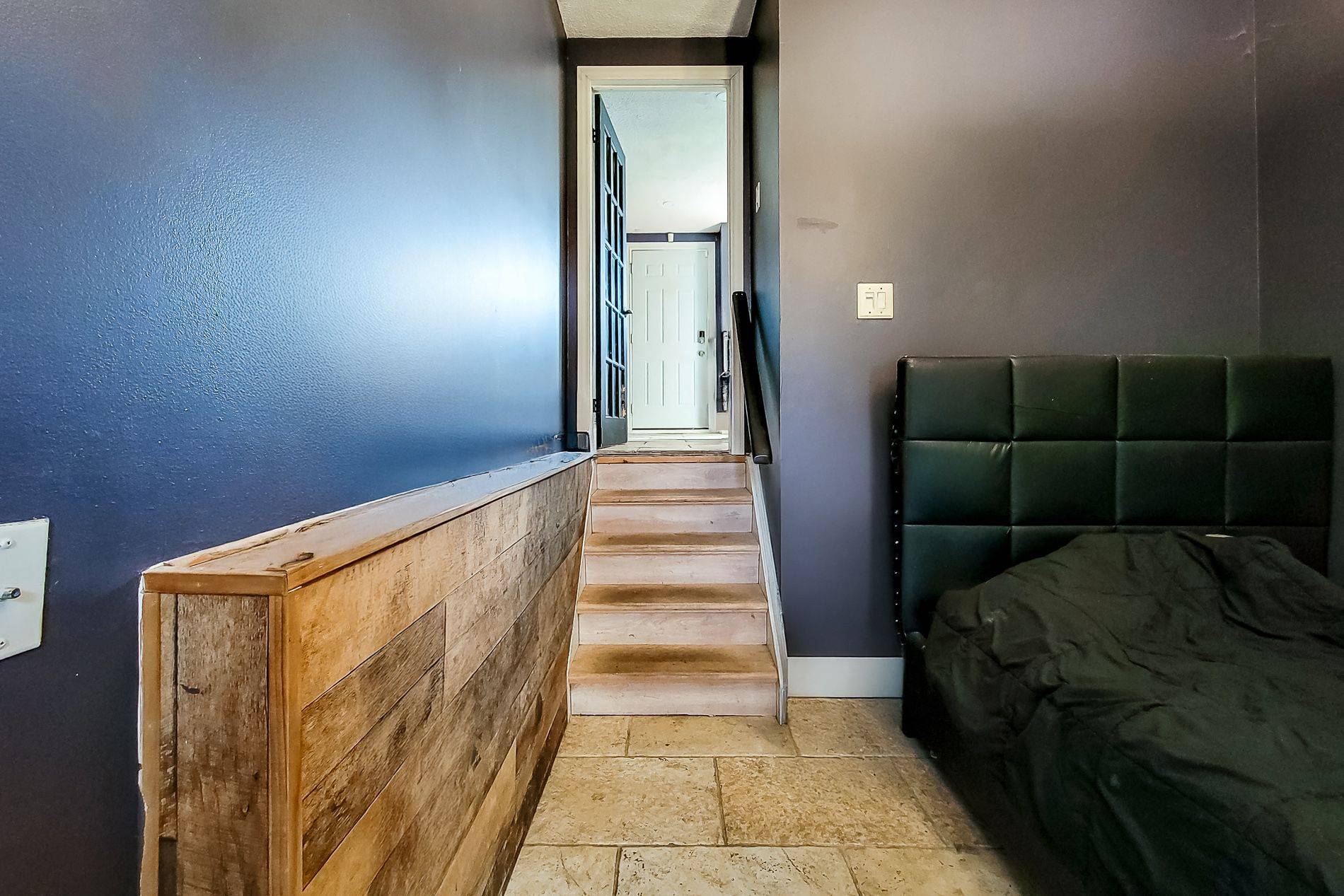 Hamilton, ON L8W 3C7,1255 Upper Gage AVE #6