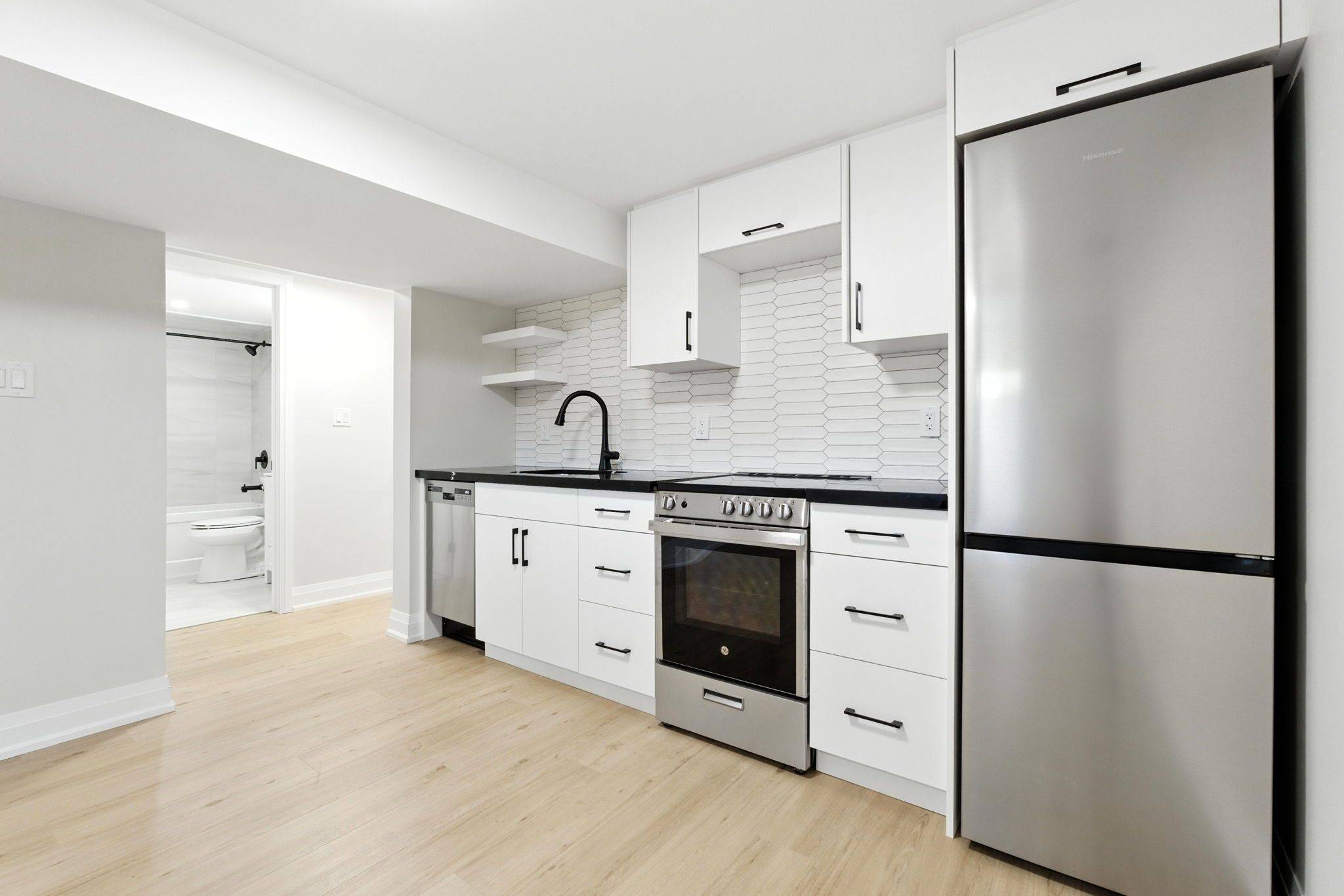 Hamilton, ON L8T 3V6,929 Upper Ottawa ST #B