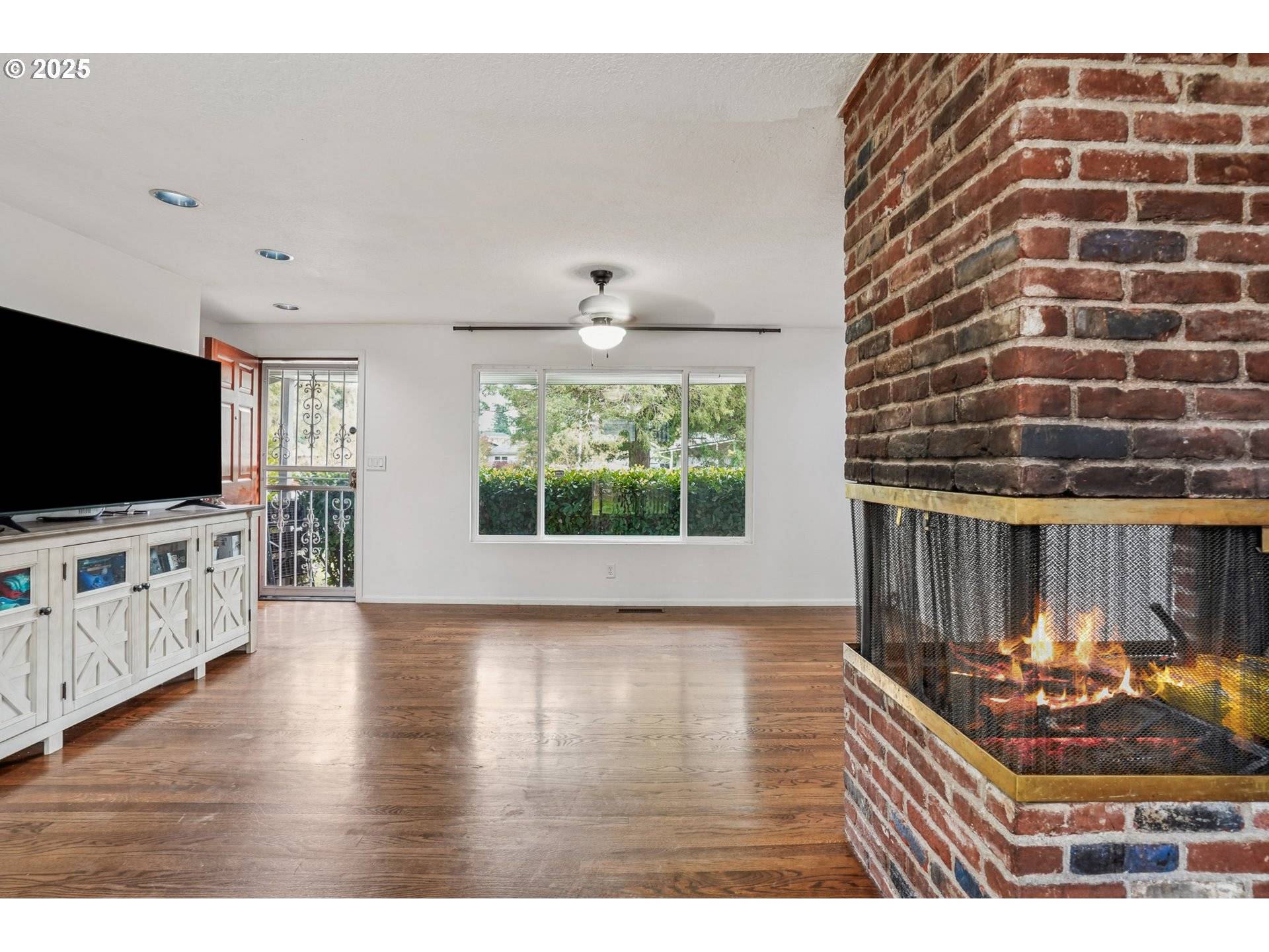 Portland, OR 97233,2209 SE 178TH AVE